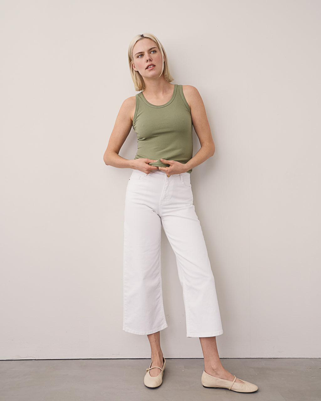 0039 Italy Ella Tank - Lite Olive Women's Tops - Sloane Boutique