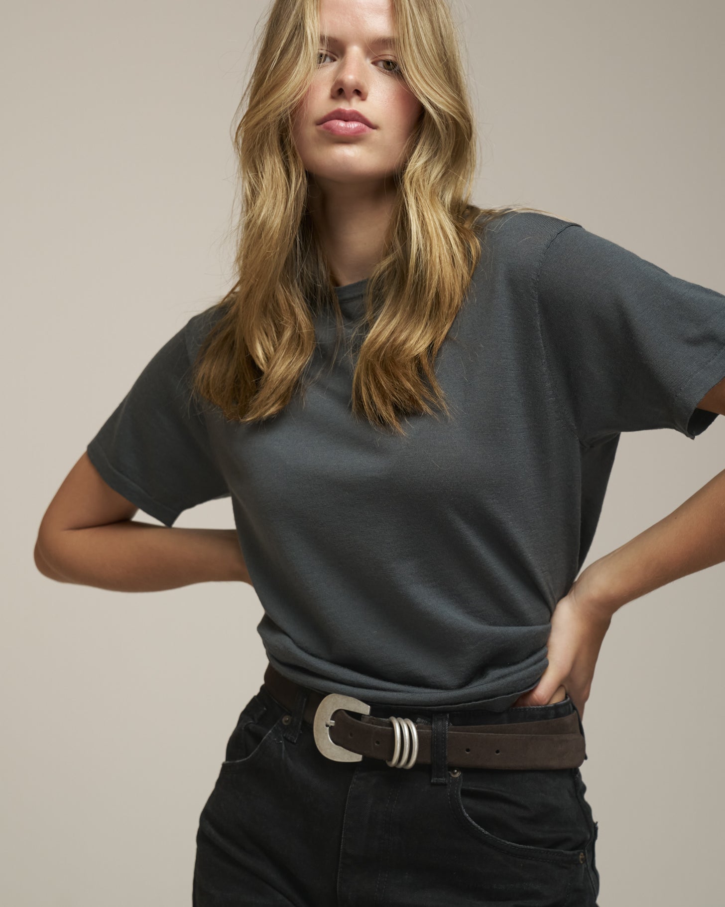 0039 Italy Inessa T-Shirt - Gray Women's Tops - Sloane Boutique
