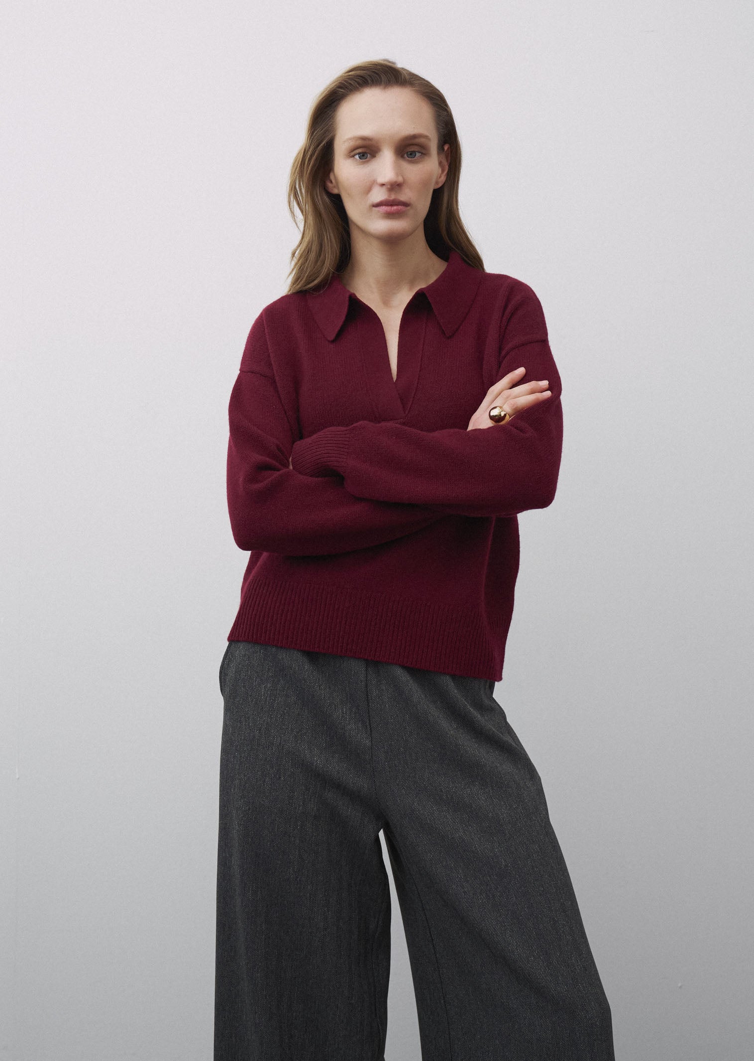 0039 Italy Iris LA Pullover - Burgundy sale tops - Sloane Boutique