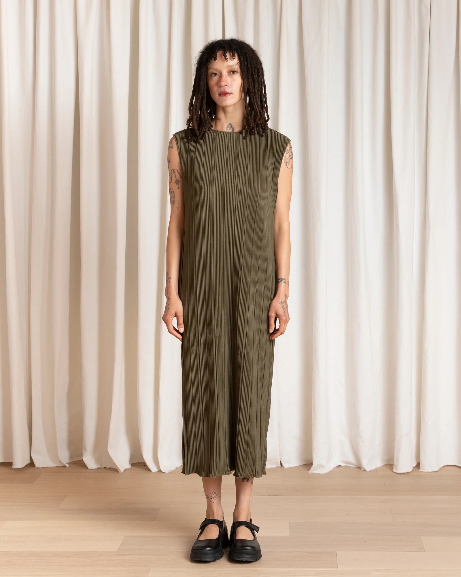 Ali Golden Pleated High Neck Dress - Olive Dresses - Sloane Boutique