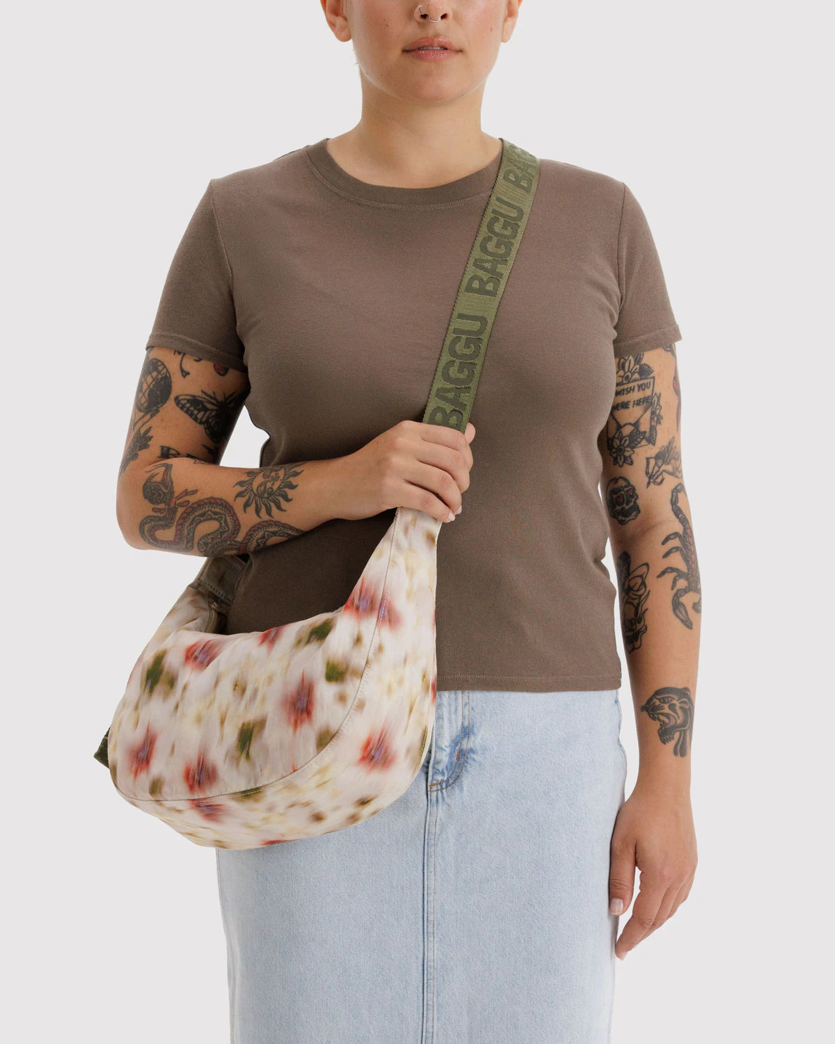BAGGU Medium Nylon Crescent Bag - Abstract Wildflower Handbags - Sloane Boutique