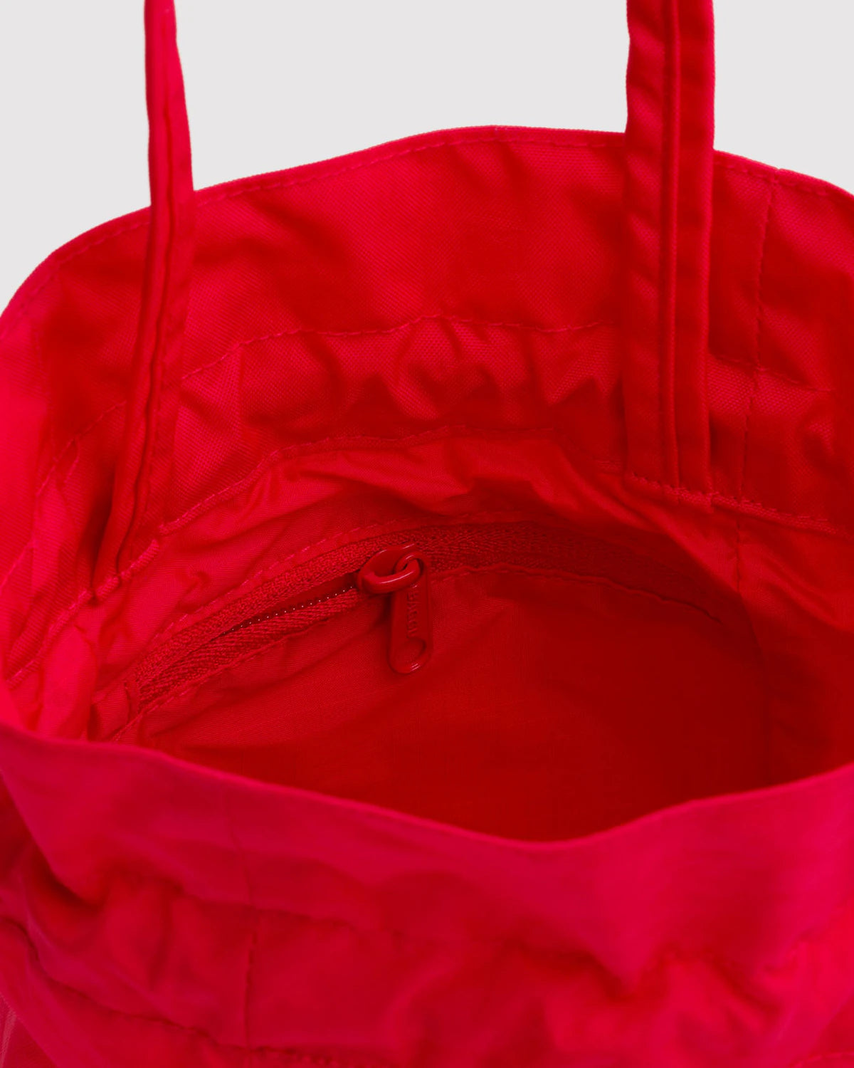 BAGGU Nylon Drawstring Bag - Candy Apple Handbags - Sloane Boutique