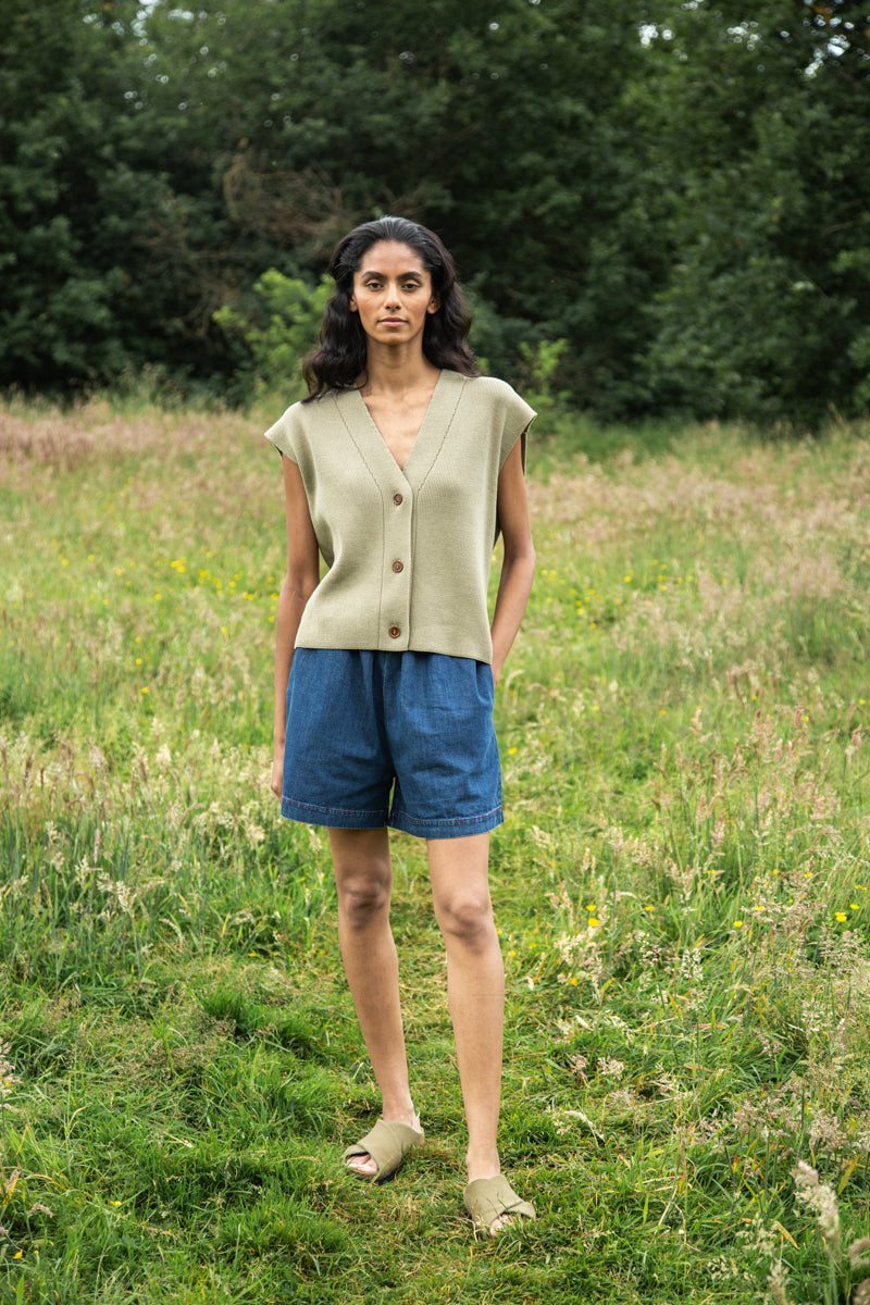 Beaumont Organic Aila Knitted Vest - Taupe sale outerwear - Sloane Boutique