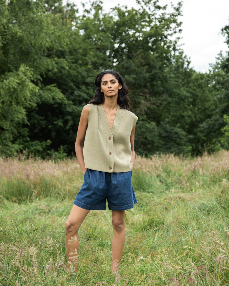 Beaumont Organic Aila Knitted Vest - Taupe sale outerwear - Sloane Boutique