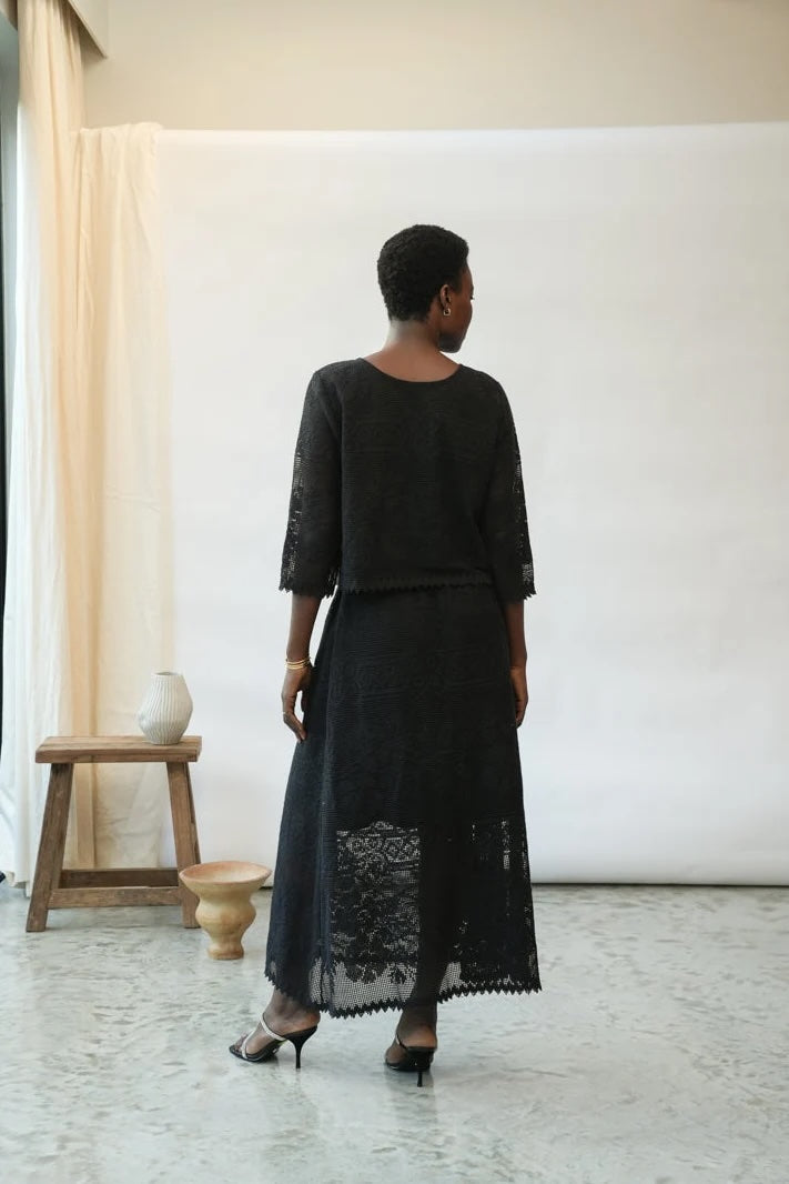 Beaumont Organic Daisy Fay Top - Black Women's Tops - Sloane Boutique