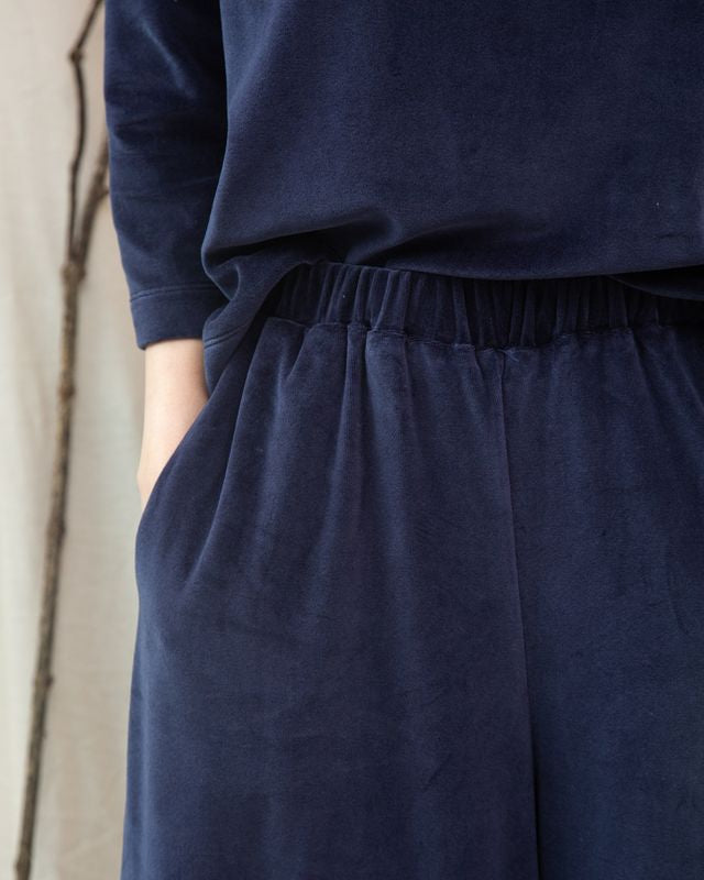 Beaumont Organic Odette Organic Cotton Felpe Trouser - Night Sky Navy Women's Bottoms - Sloane Boutique