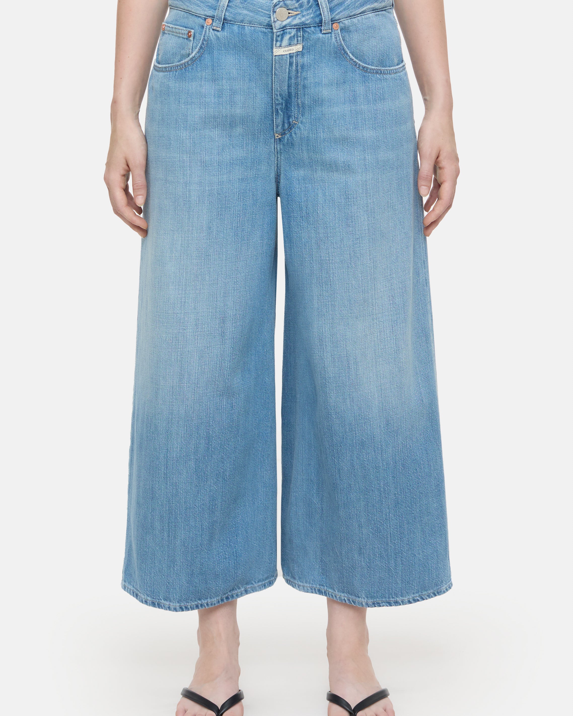 Closed Lyna Denim - Light Blue Women's Bottoms - Sloane Boutique