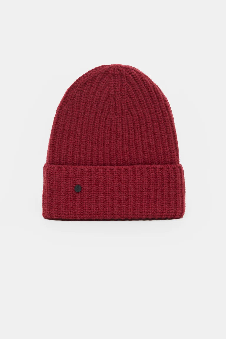 CLOSED Men's Beanie - Crimson Red Men's Accessories - Sloane Boutique