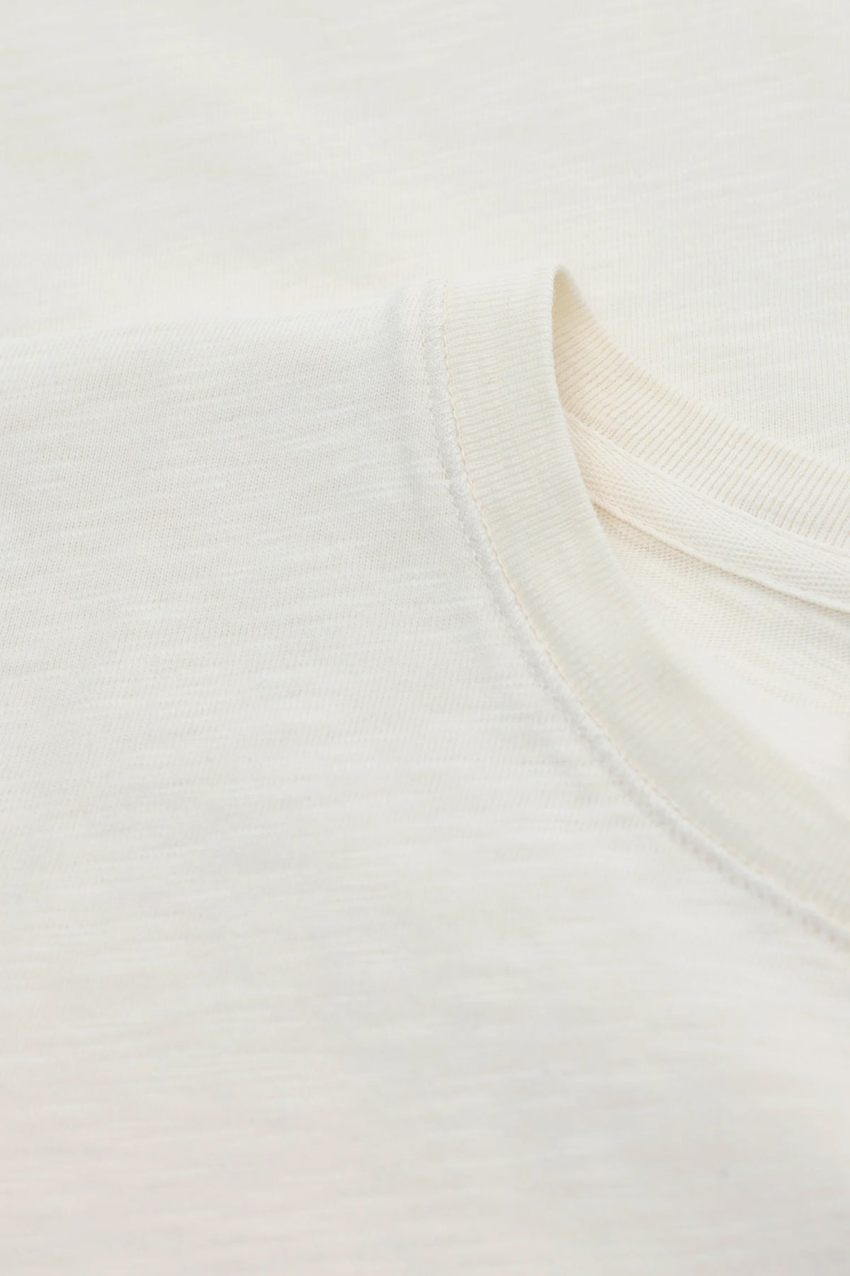 Closed Men's Classic T-Shirt - Ivory Men's Tops - Sloane Boutique