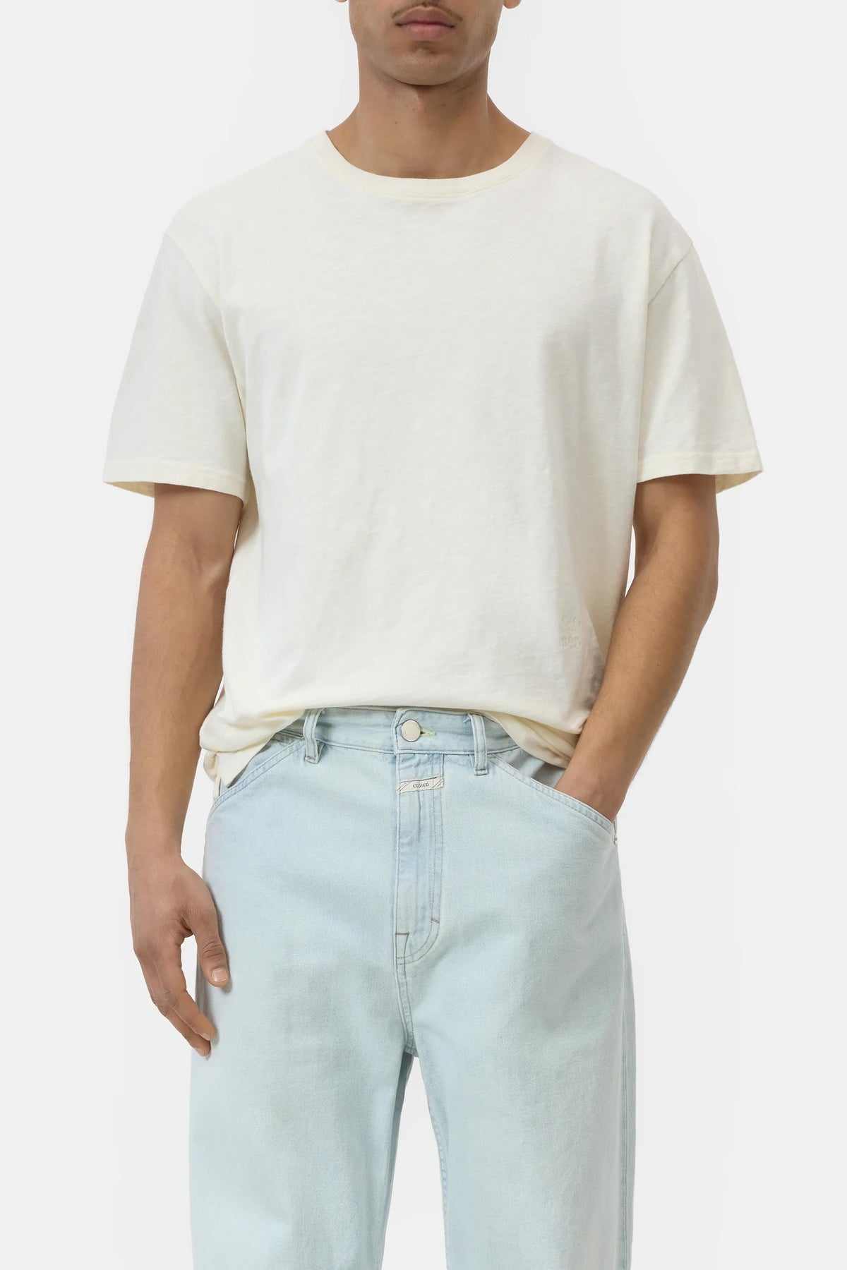 Closed Men's Classic T-Shirt - Ivory Men's Tops - Sloane Boutique