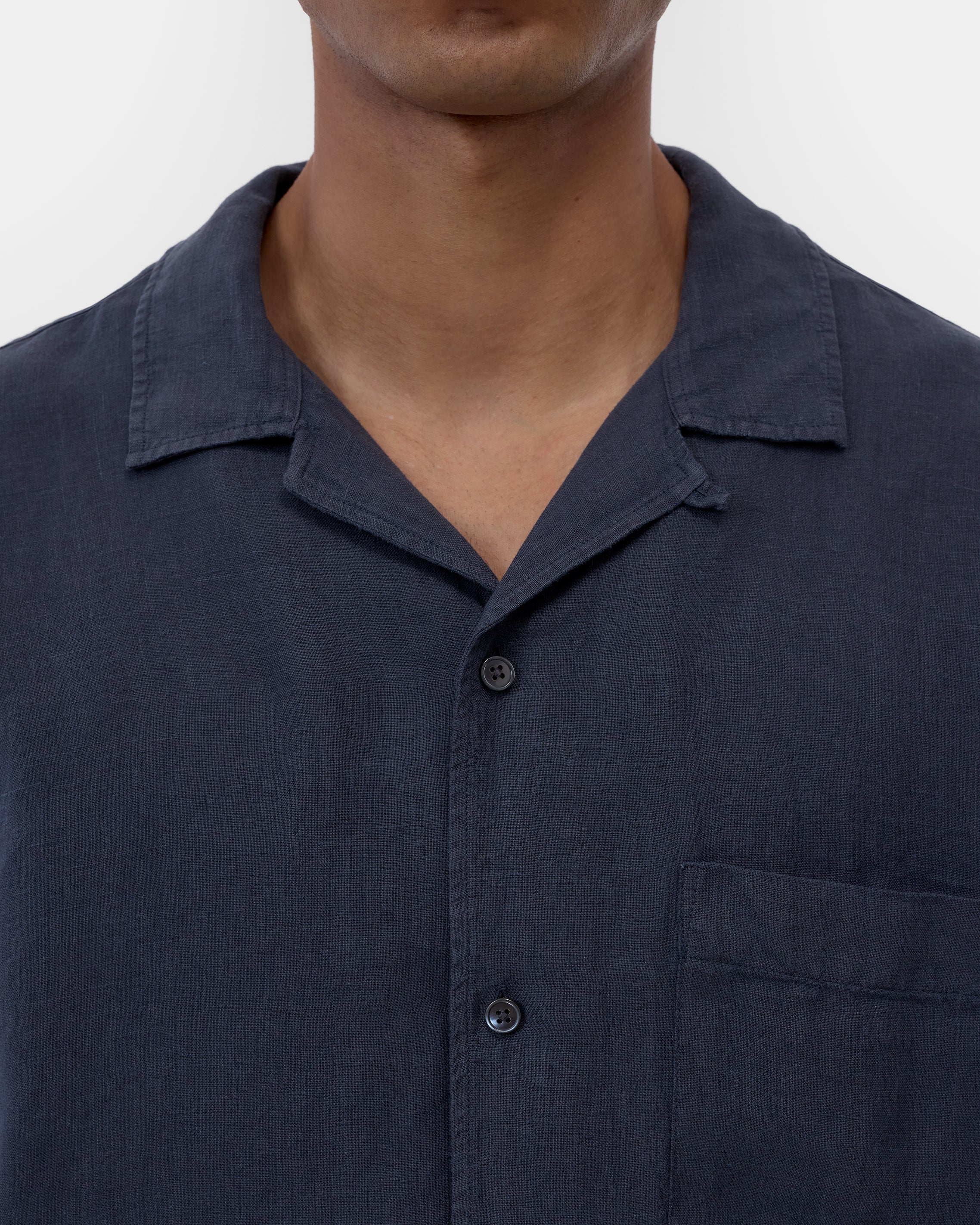 CLOSED Men's Short Sleeve Shirt - Magma Black Men's Tops - Sloane Boutique