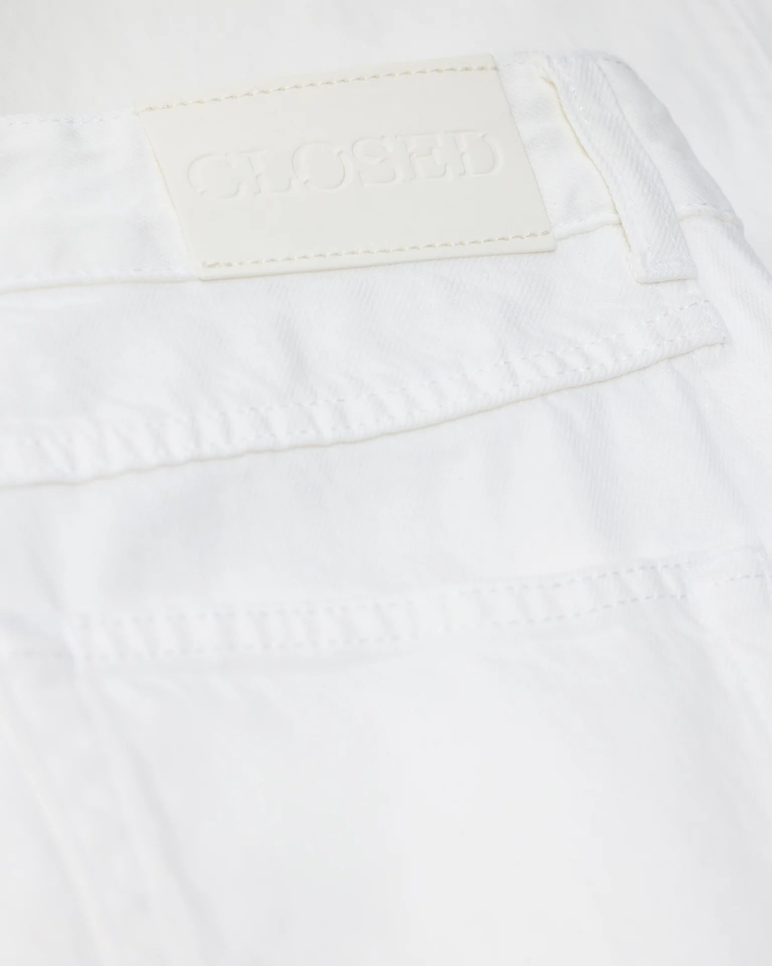 Closed Tori-X - Ecru Denim Women's Bottoms - Sloane Boutique