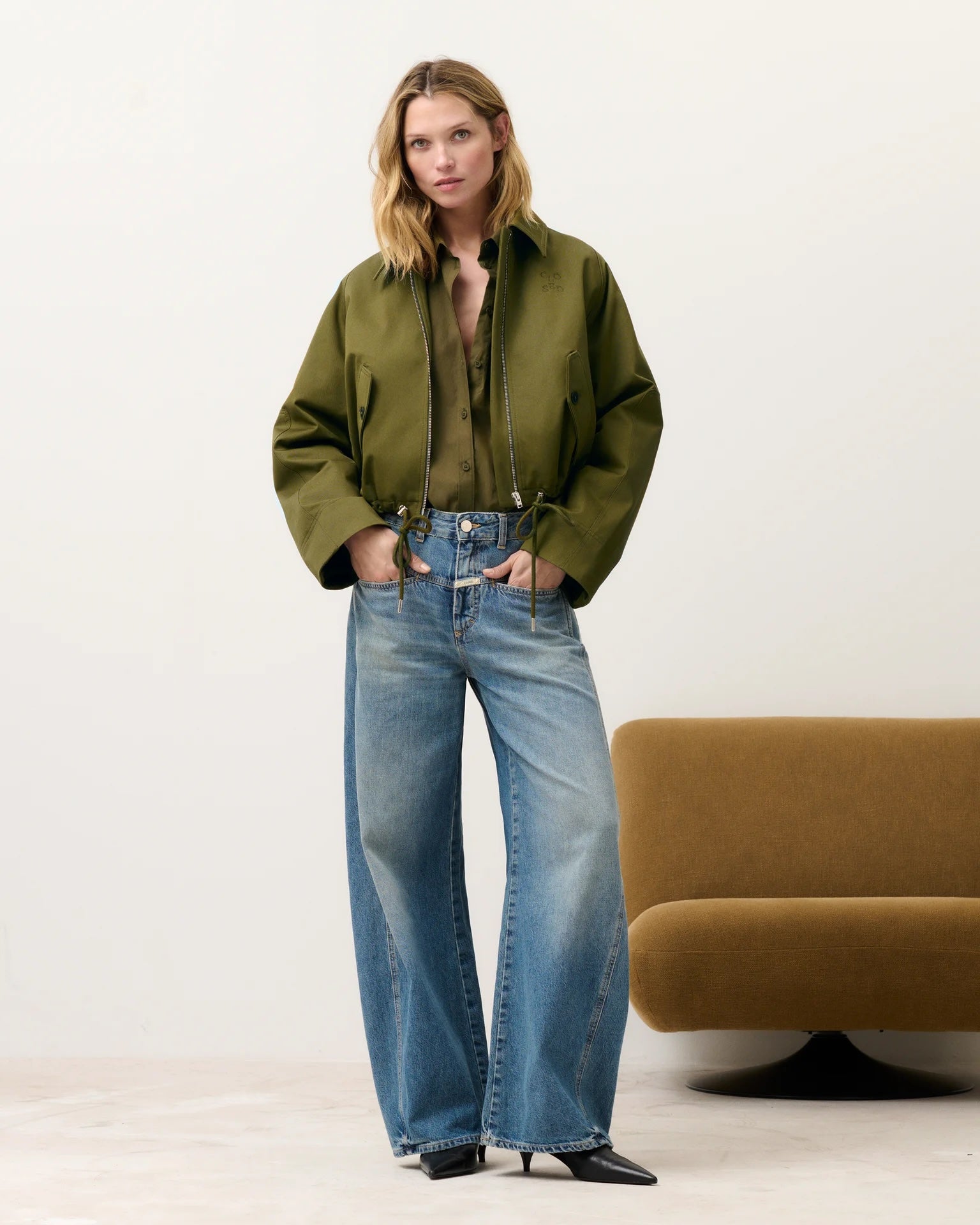 Closed Tori-X - Mid Blue Denim Women's Bottoms - Sloane Boutique