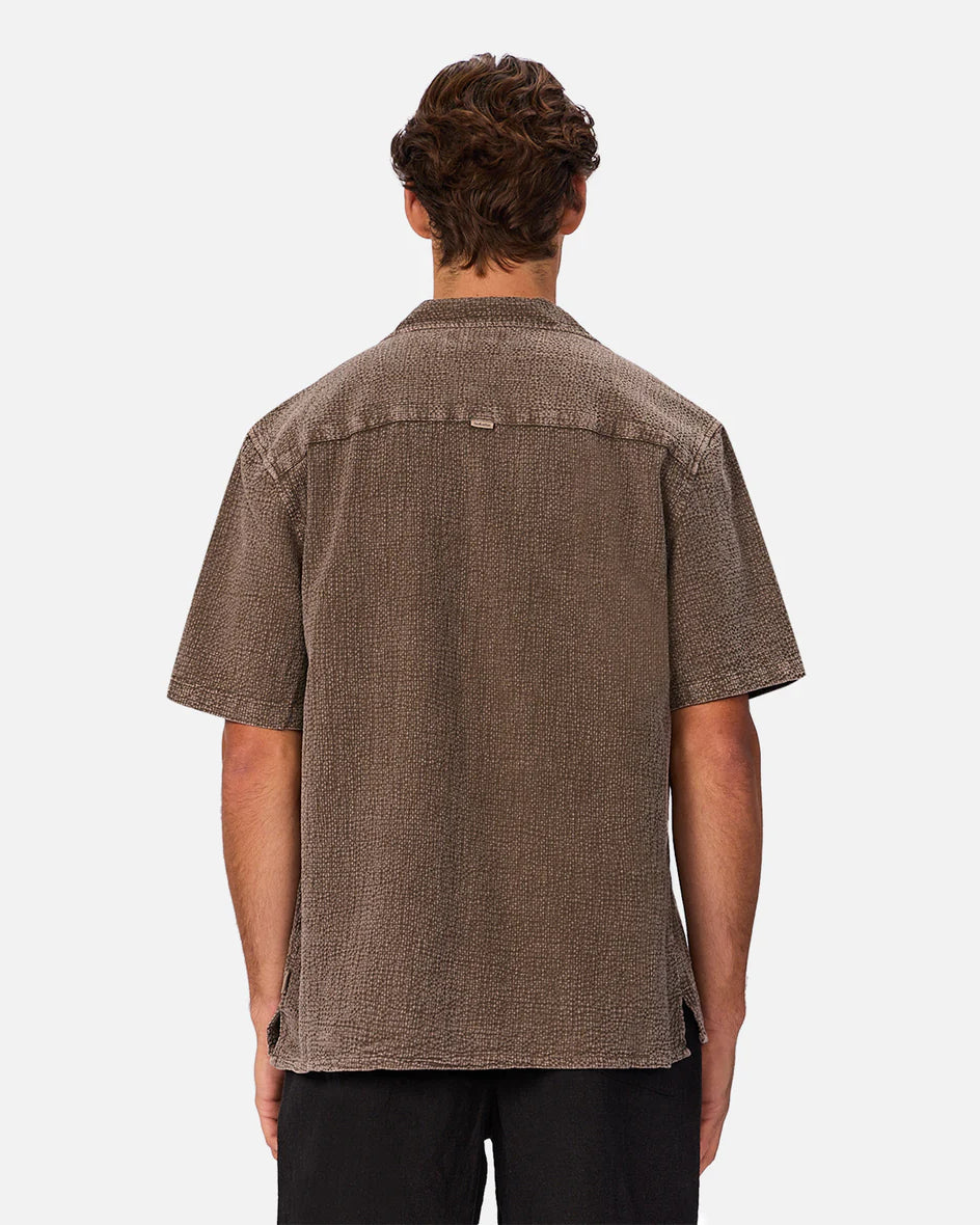 INDUSTRIE Canyon Short Sleeve Shirt - Bark Men's Tops - Sloane Boutique