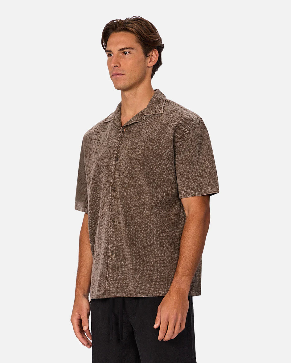 INDUSTRIE Canyon Short Sleeve Shirt - Bark Men's Tops - Sloane Boutique