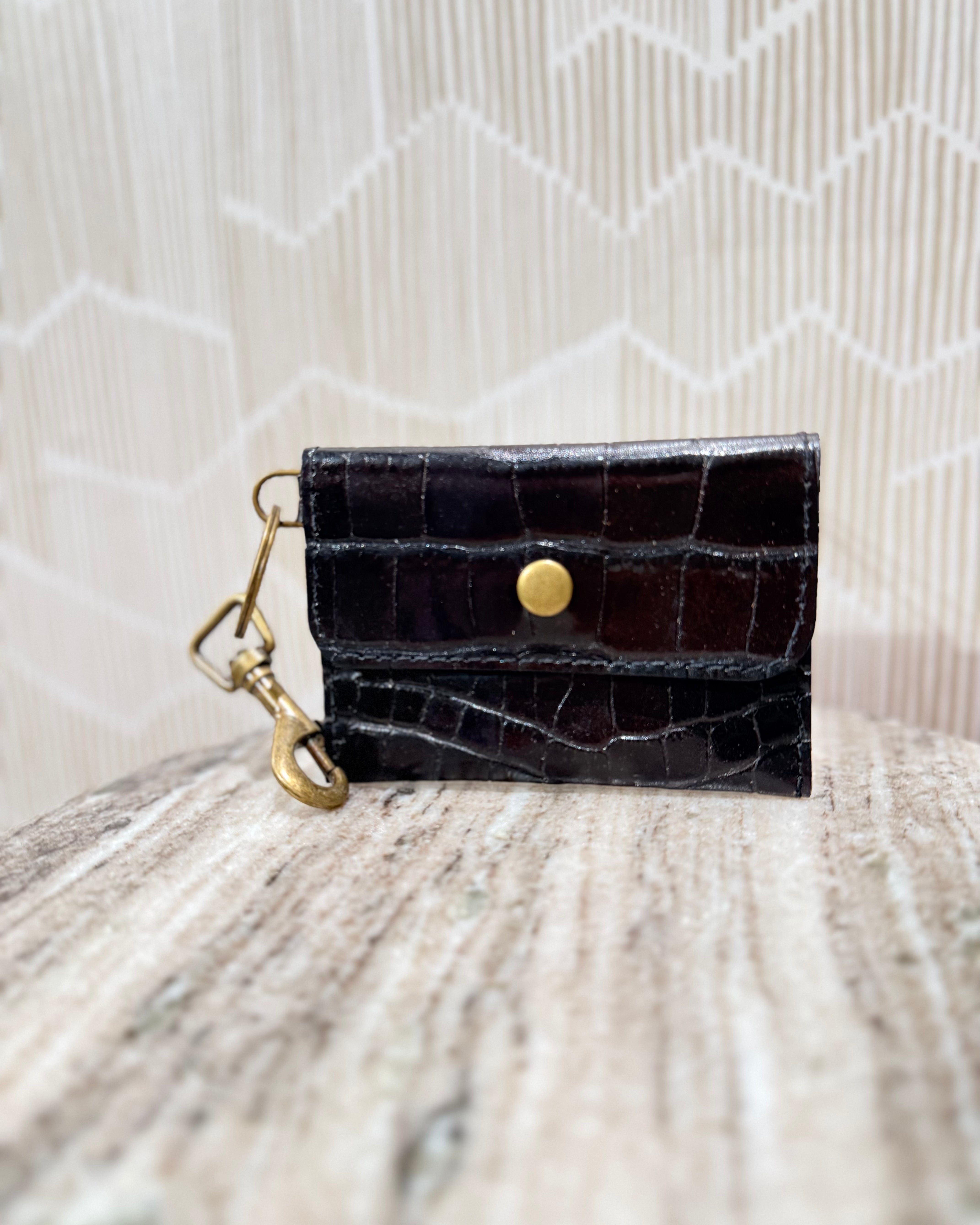 Kim White Coin Purse Key Chain - Black Croc Accessories - Sloane Boutique
