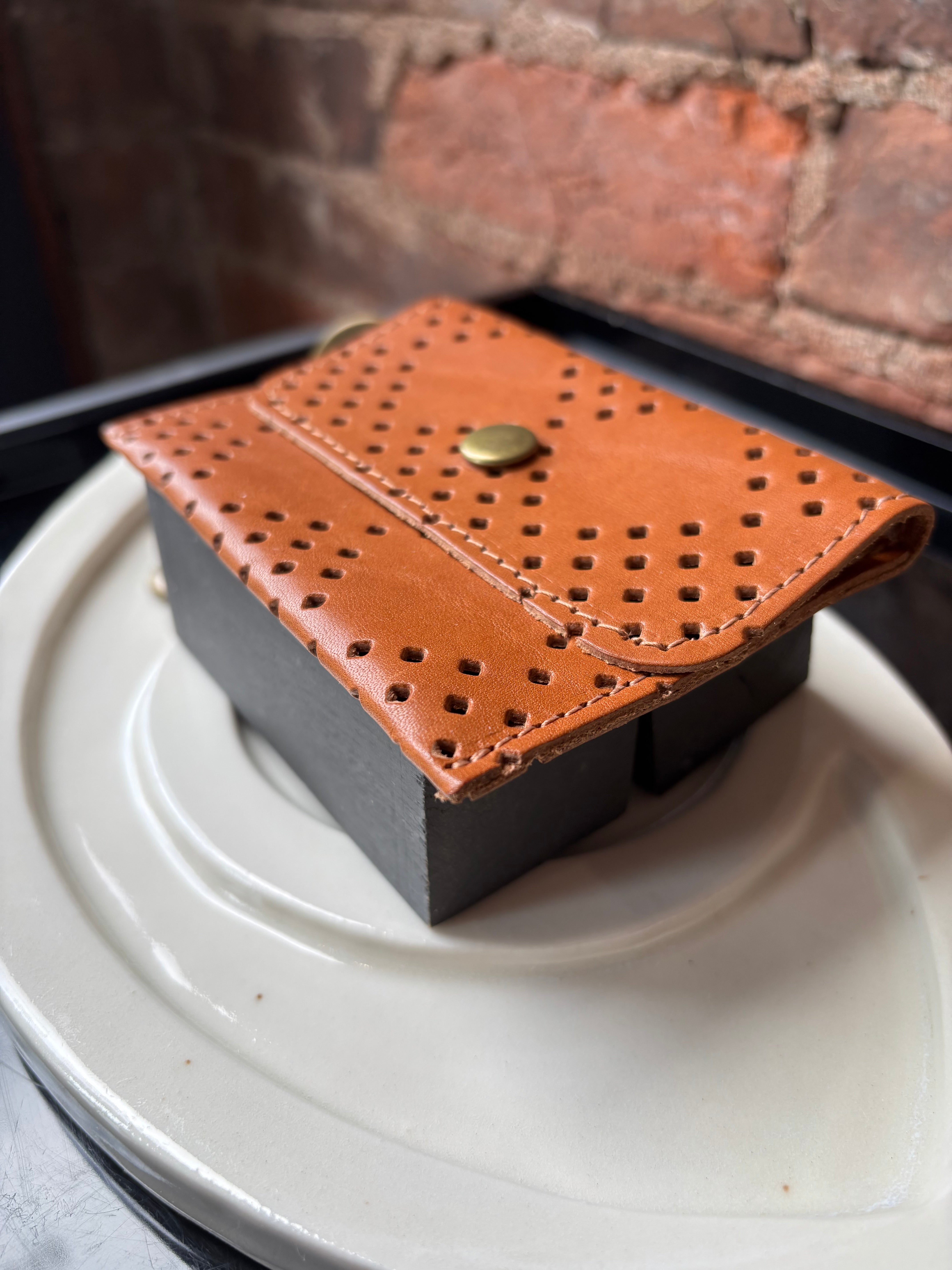 Kim White Coin Purse Key Chain - Brown Accessories - Sloane Boutique