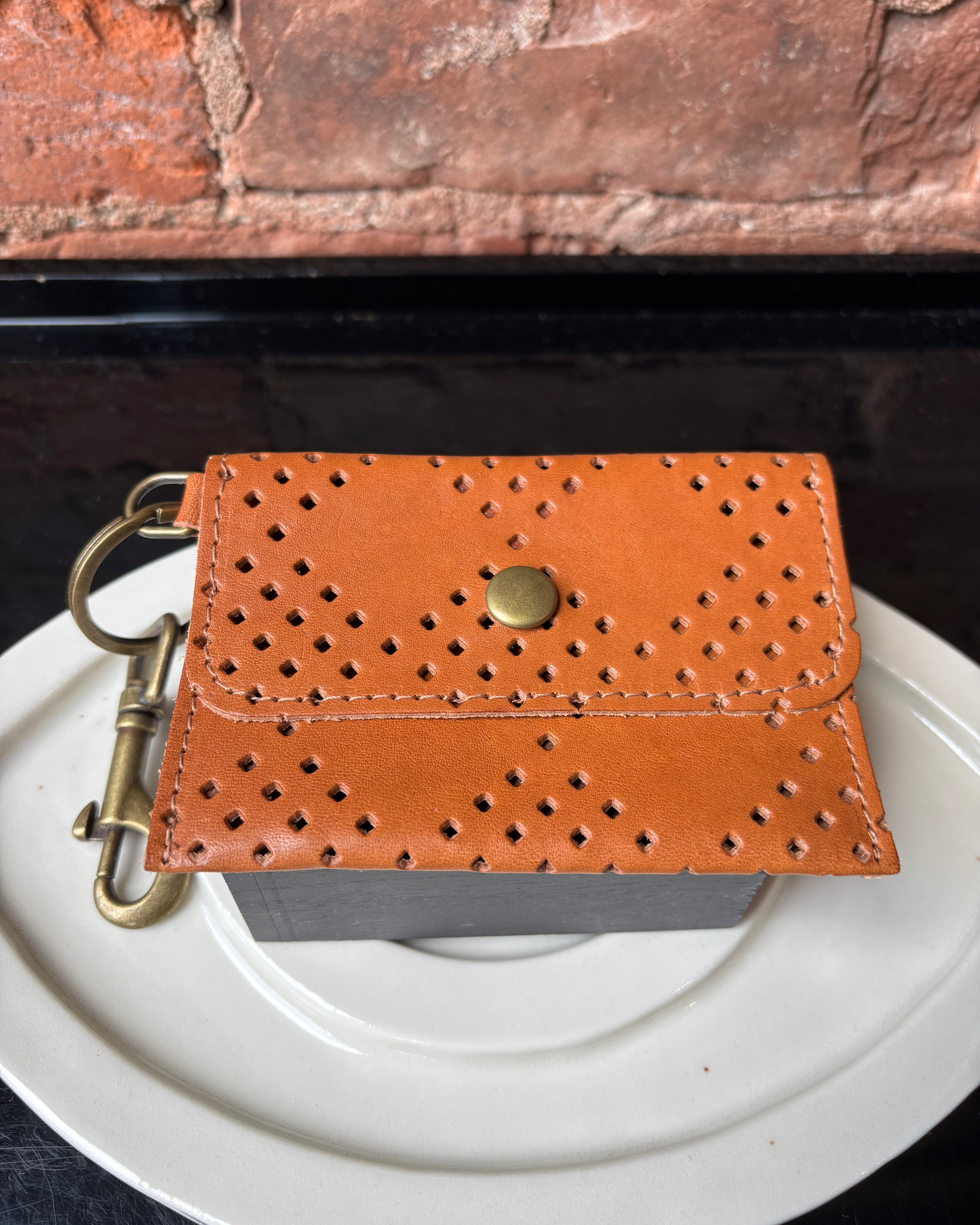 Kim White Coin Purse Key Chain - Brown Accessories - Sloane Boutique