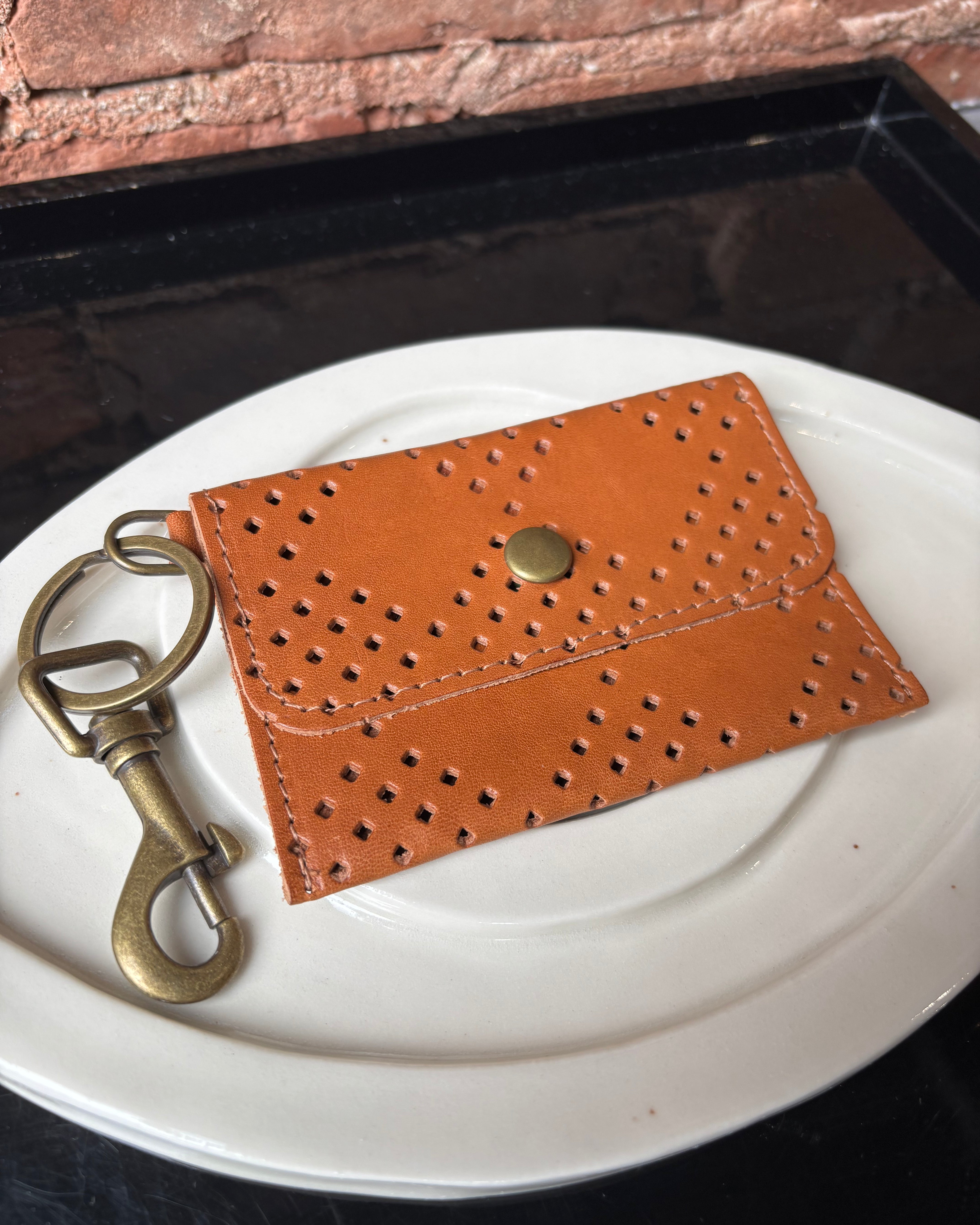 Kim White Coin Purse Key Chain - Brown Accessories - Sloane Boutique