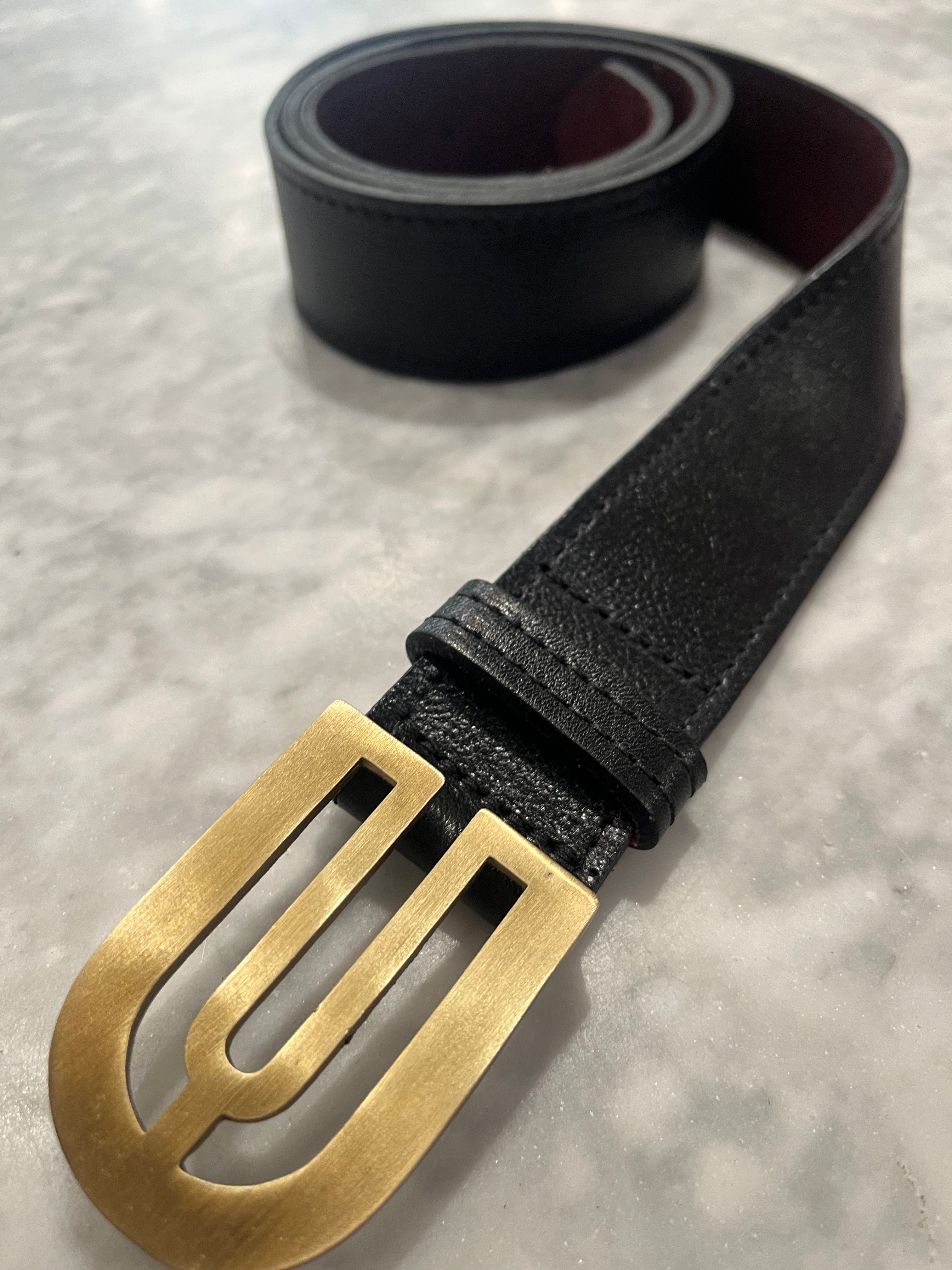 Kim White Curvilinear Belt - Black Pebbled Leather Accessories - Sloane Boutique