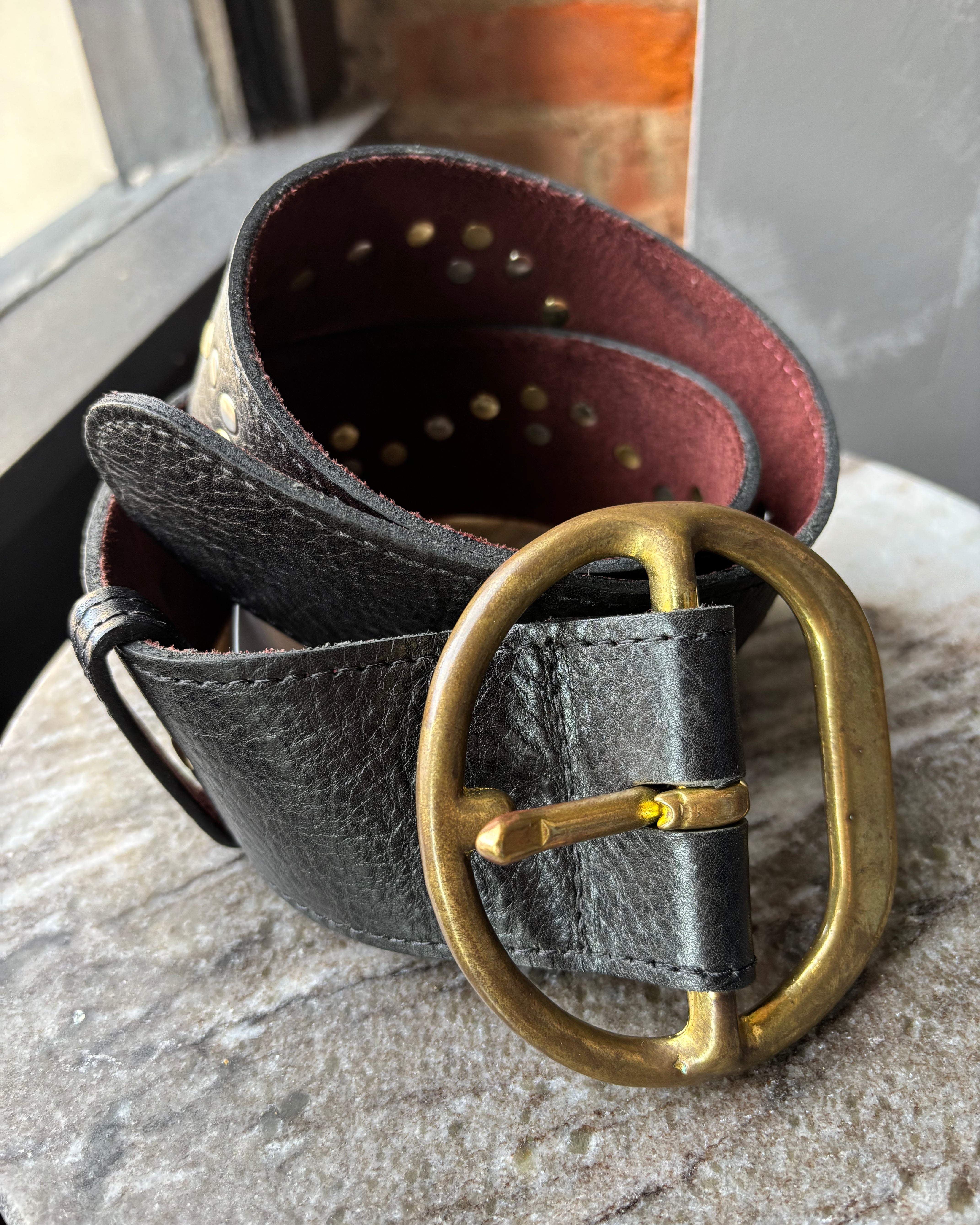 Kim White Studded Wave Chunky Belt - Black Accessories - Sloane Boutique