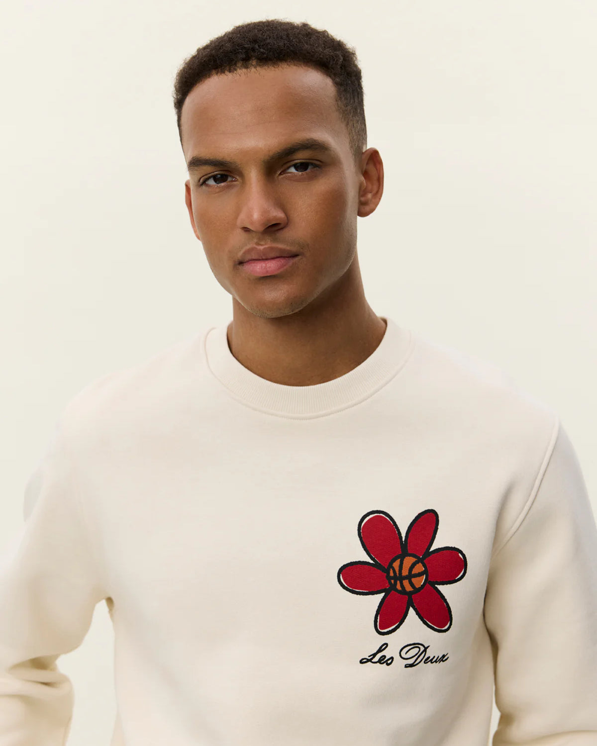 Les Deux Flower Basket Sweatshirt - Ivory Men's Tops - Sloane Boutique