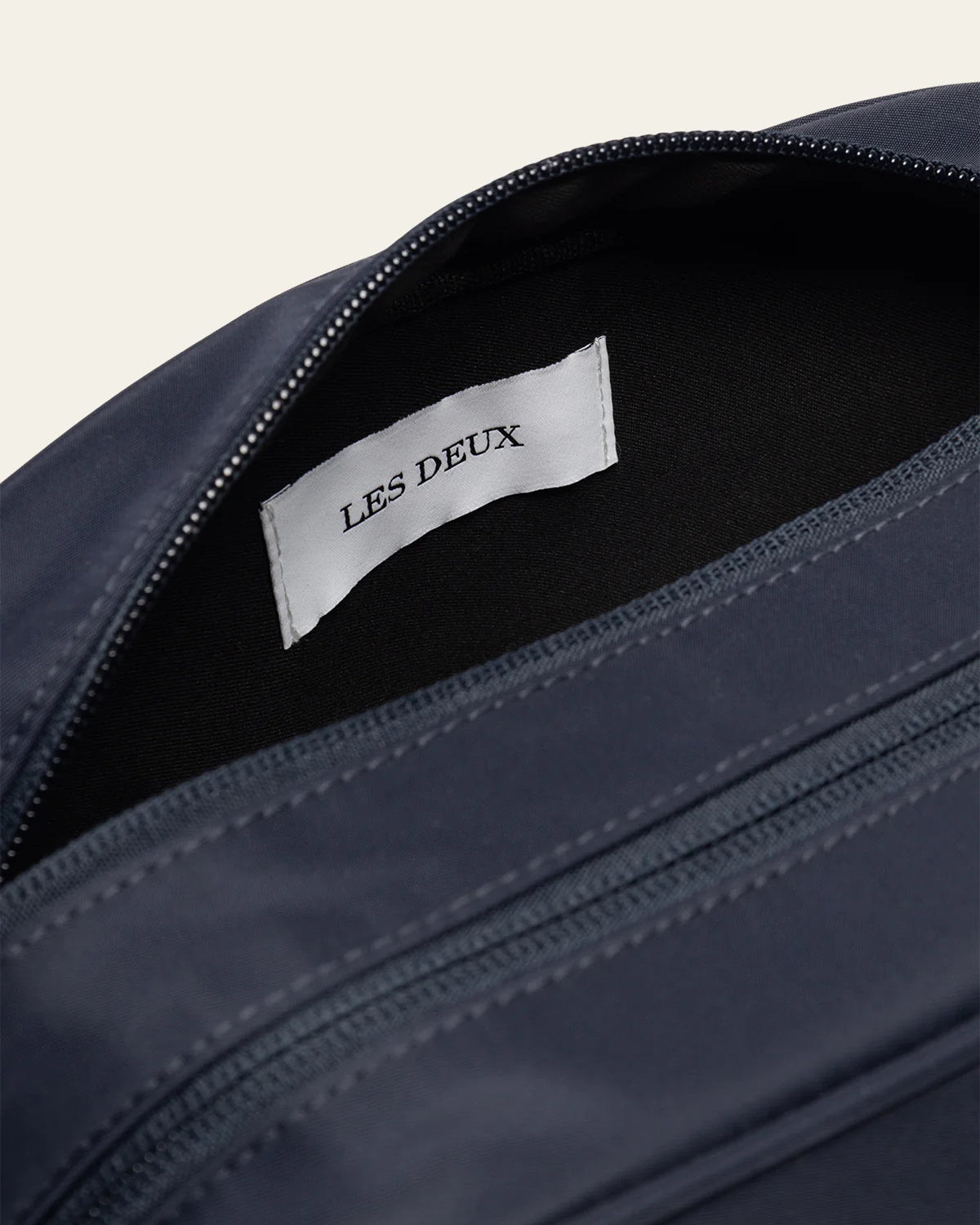 Les Deux Hubert Tech Wash Bag - Dark Navy Men's Accessories - Sloane Boutique