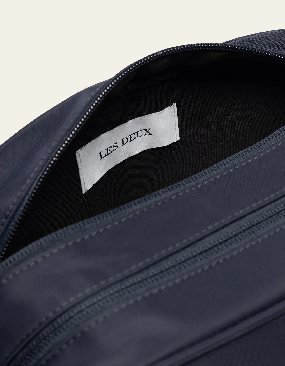 Les Deux Hubert Tech Wash Bag - Dark Navy Men's Accessories - Sloane Boutique