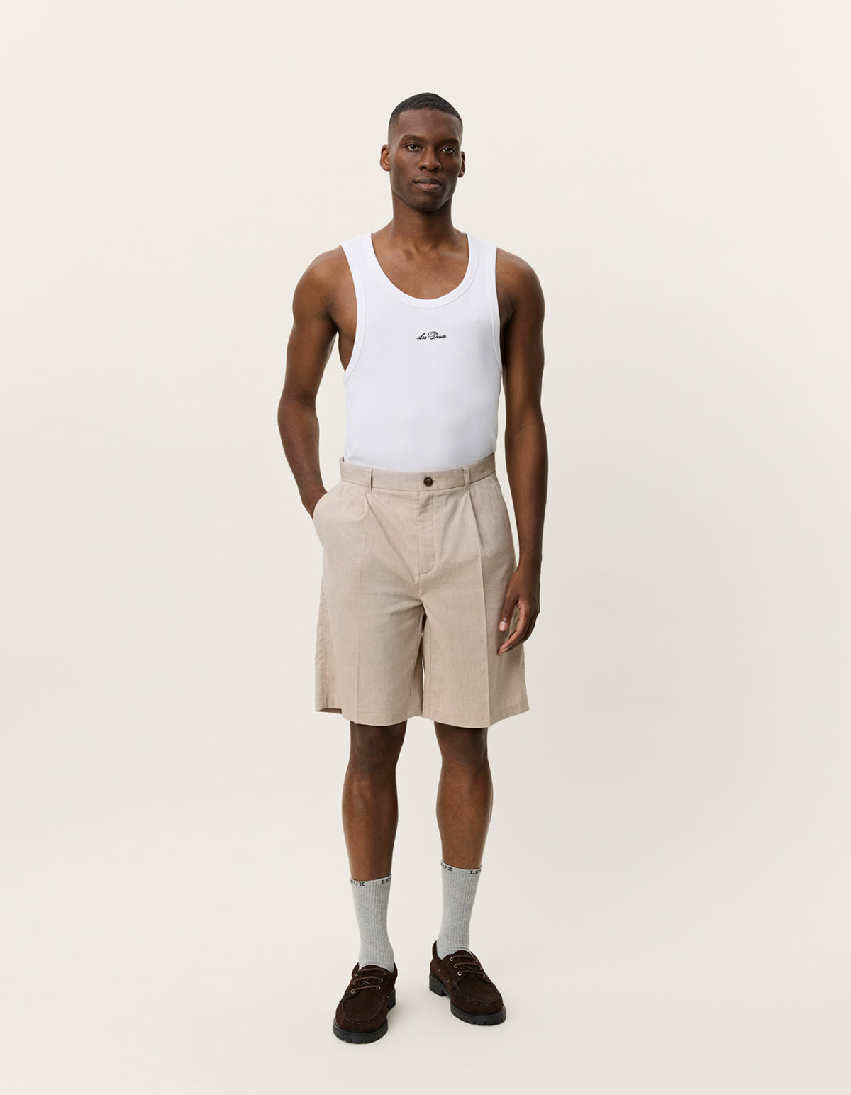 Les Deux Reece Pleated Slub Shorts - Light Sand Men's Bottoms - Sloane Boutique