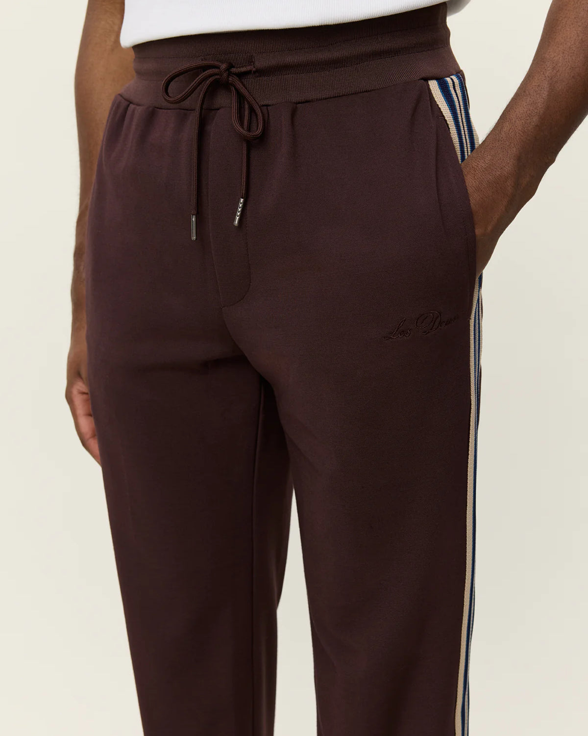 Les Deux Sterling Track Pants - Fudge Men's Bottoms - Sloane Boutique