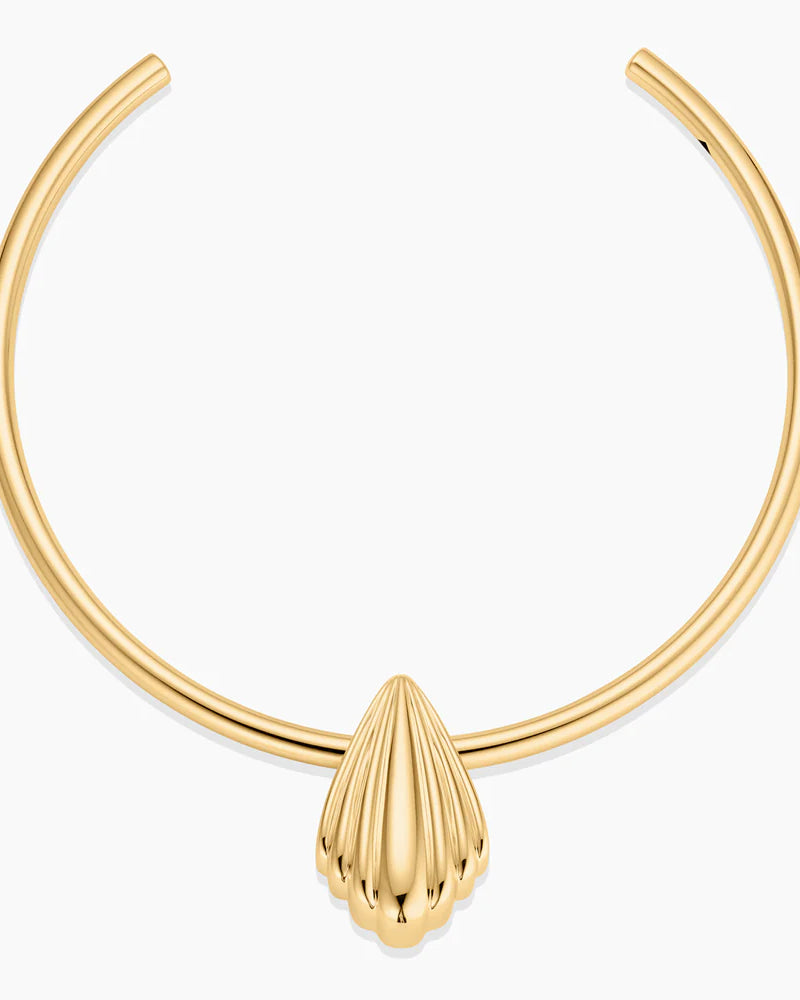 THATCH La Sirena Shell Charm - Gold Jewelry - Sloane Boutique