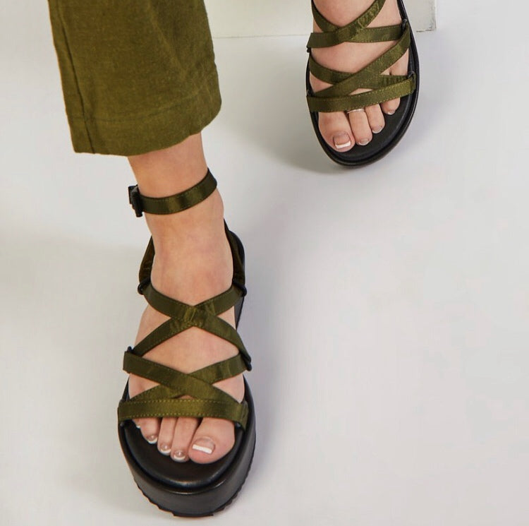 NEW SPRING STLES FROM INTENTIONALLY BLANK