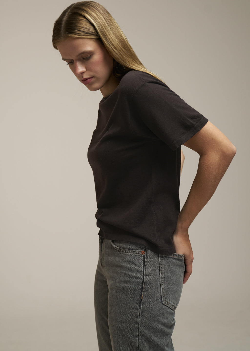 0039 Italy Inessa T-Shirt - Brown Women's Tops - Sloane Boutique