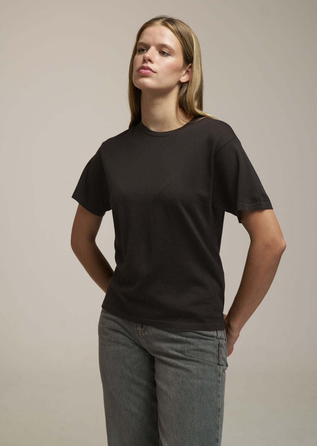 0039 Italy Inessa T-Shirt - Brown Women's Tops - Sloane Boutique