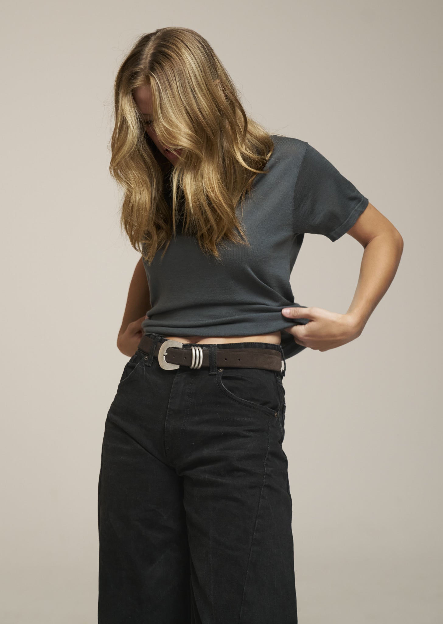 0039 Italy Inessa T-Shirt - Gray Women's Tops - Sloane Boutique