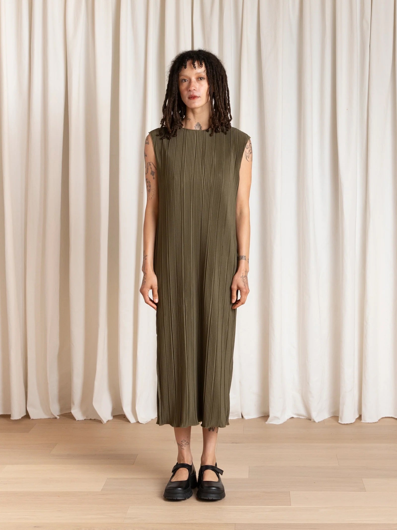 Ali Golden Pleated High Neck Dress - Olive Dresses - Sloane Boutique