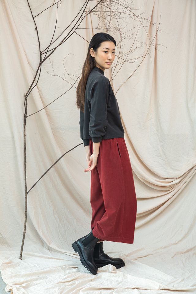 Beaumont Organic Maiya Organic Cotton Felpe Sweatshirt - Charcoal Stonewash Women's Tops - Sloane Boutique