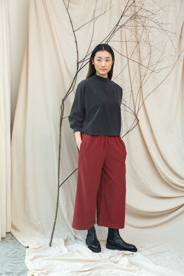 Beaumont Organic Maiya Organic Cotton Felpe Sweatshirt - Charcoal Stonewash Women's Tops - Sloane Boutique