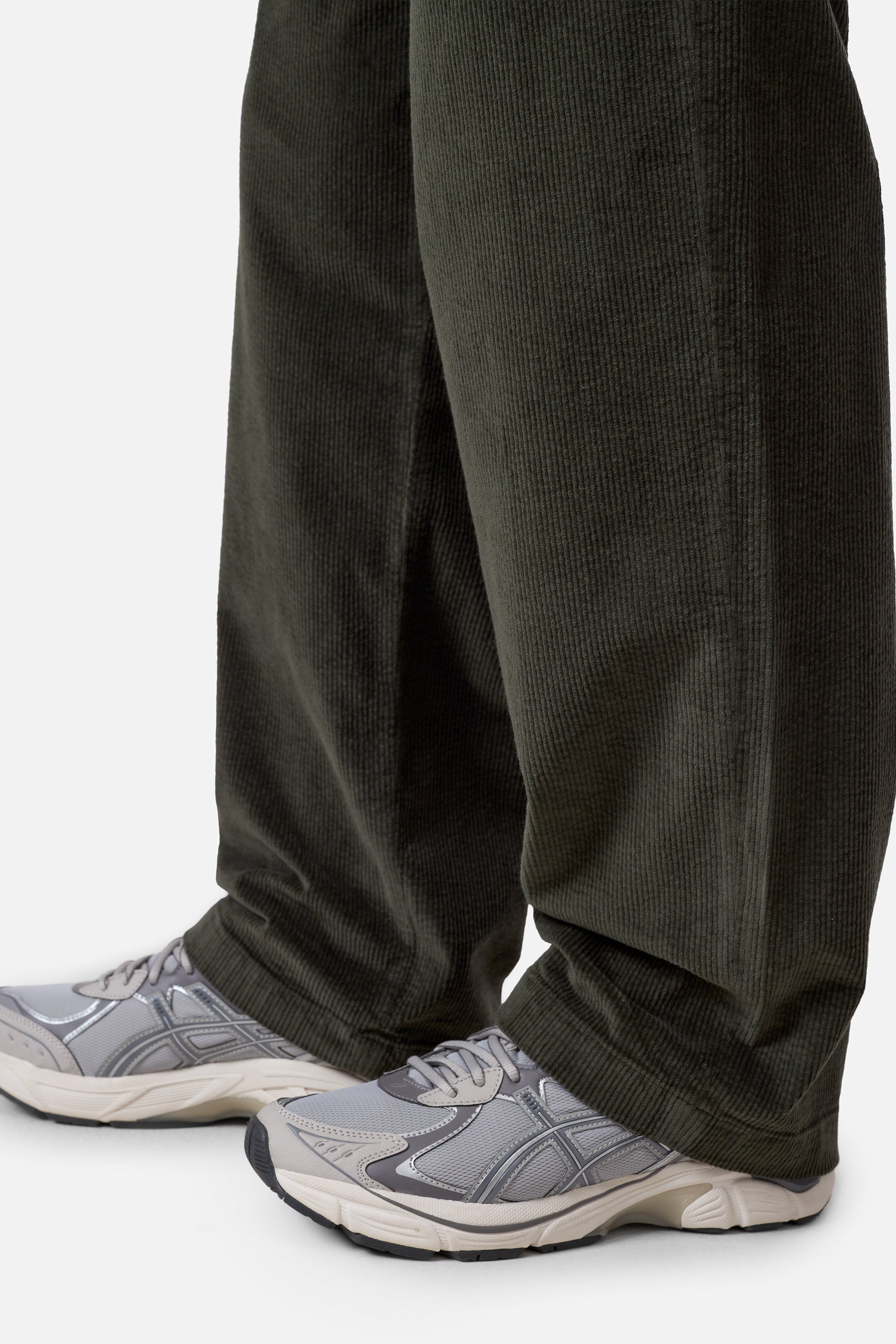 Closed Men's Blomberg Corduroy Pant - Dark Olive Green Men's Bottoms - Sloane Boutique