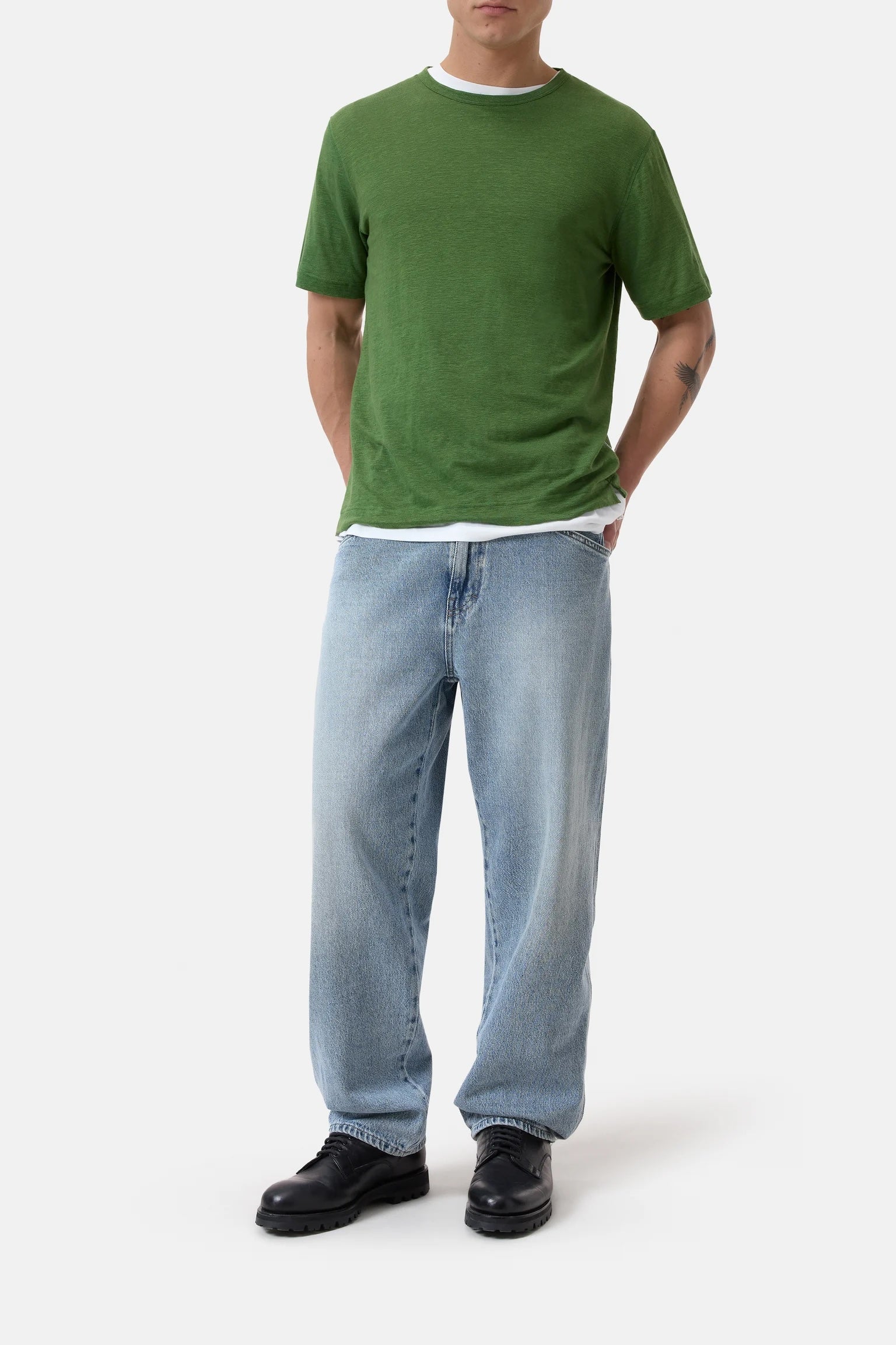 Closed Men's Linen Blend T-Shirt - Ranger Green Men's Tops - Sloane Boutique