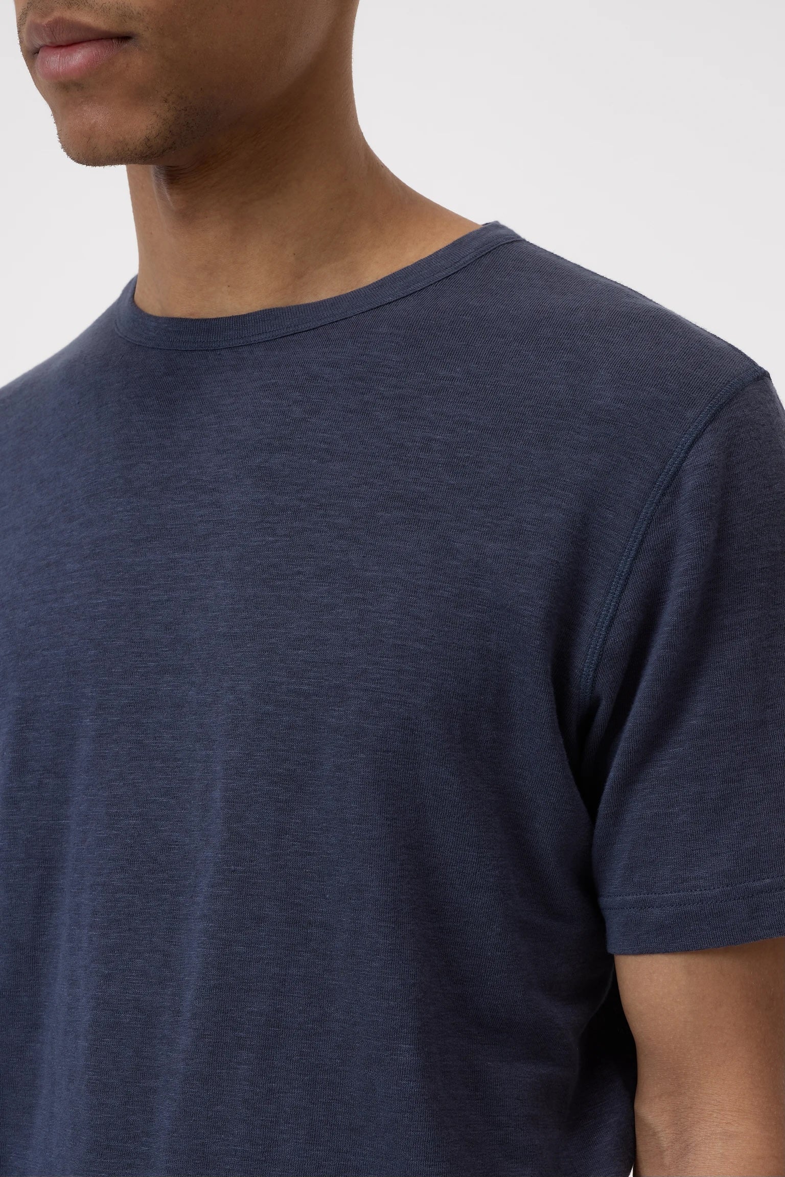 Closed Men's Linen Blend T-Shirt - Smoky Blue Men's Tops - Sloane Boutique
