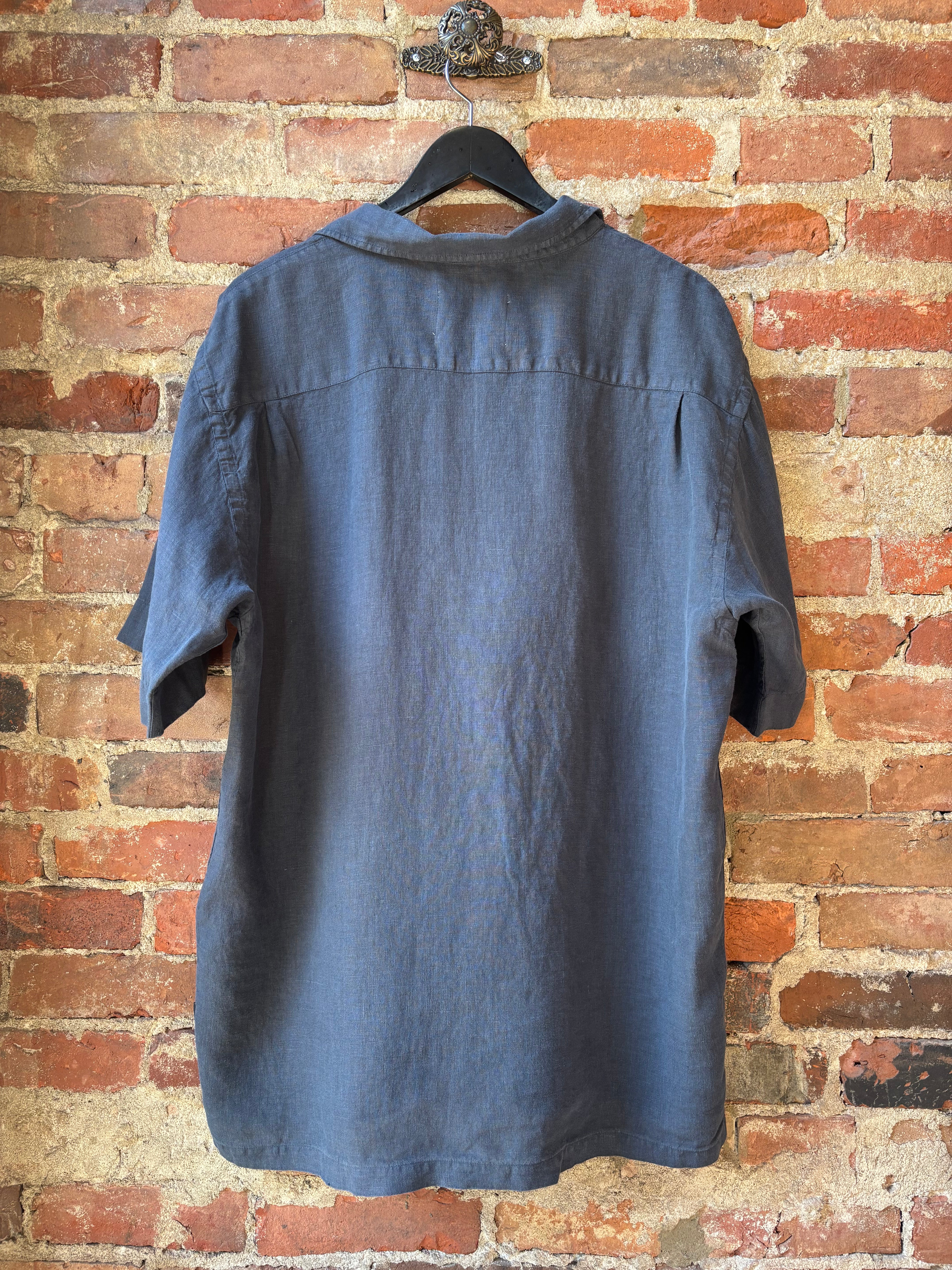 CLOSED Men's Short Sleeve Shirt - Magma Black Men's Tops - Sloane Boutique