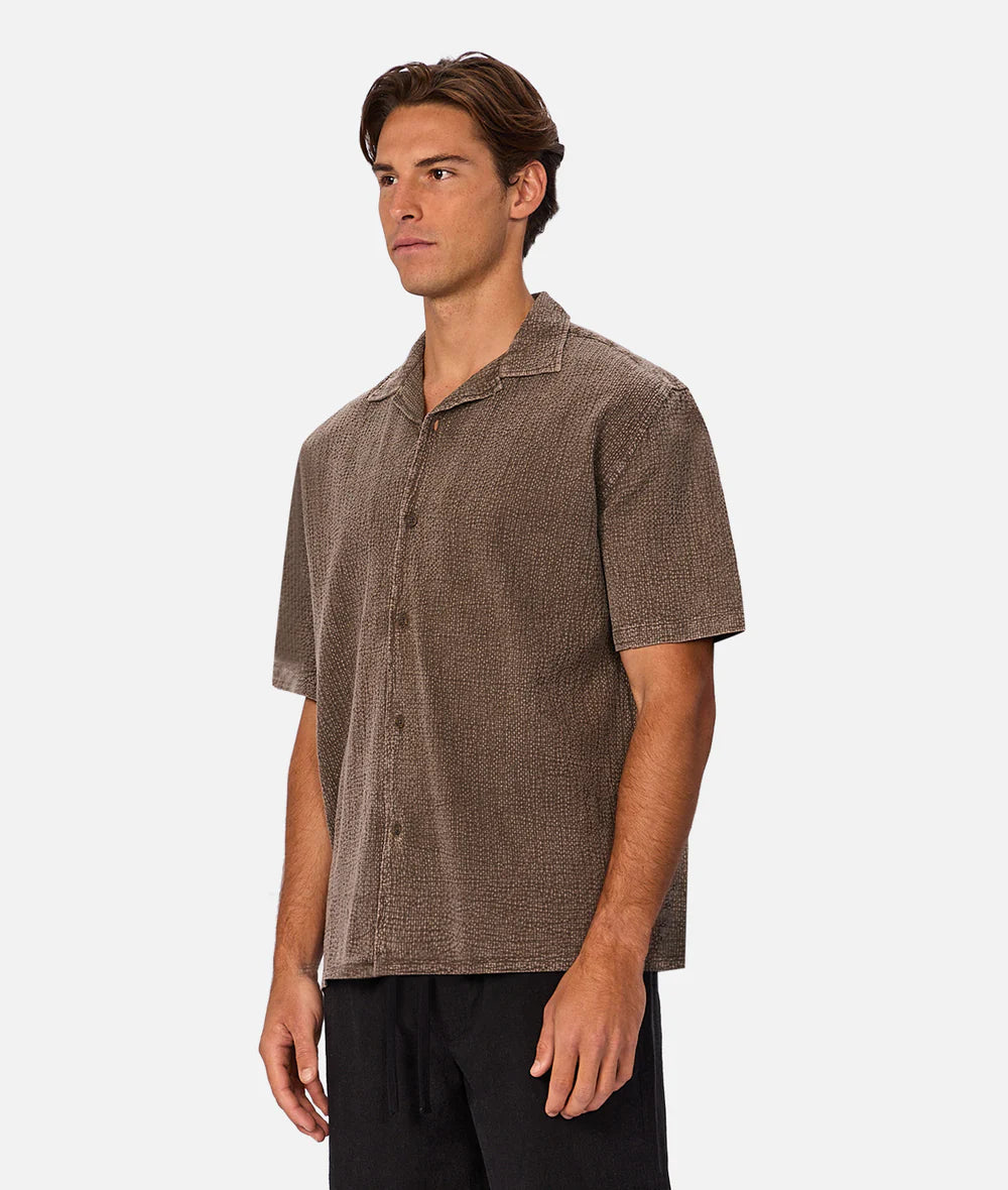 INDUSTRIE Canyon Short Sleeve Shirt - Bark Men's Tops - Sloane Boutique