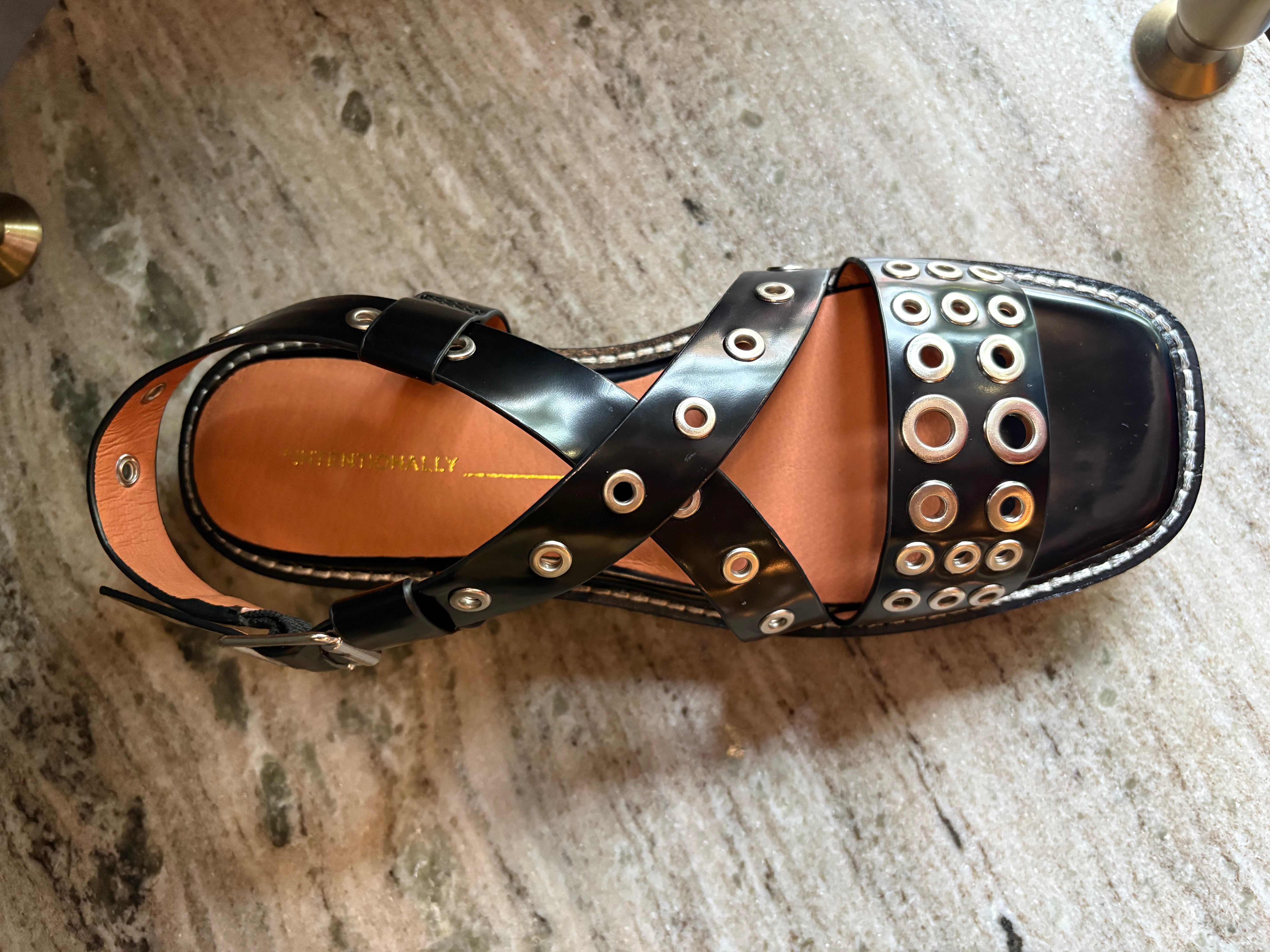 Intentionally Blank Inzo Sandals - Black Women's Shoes - Sloane Boutique