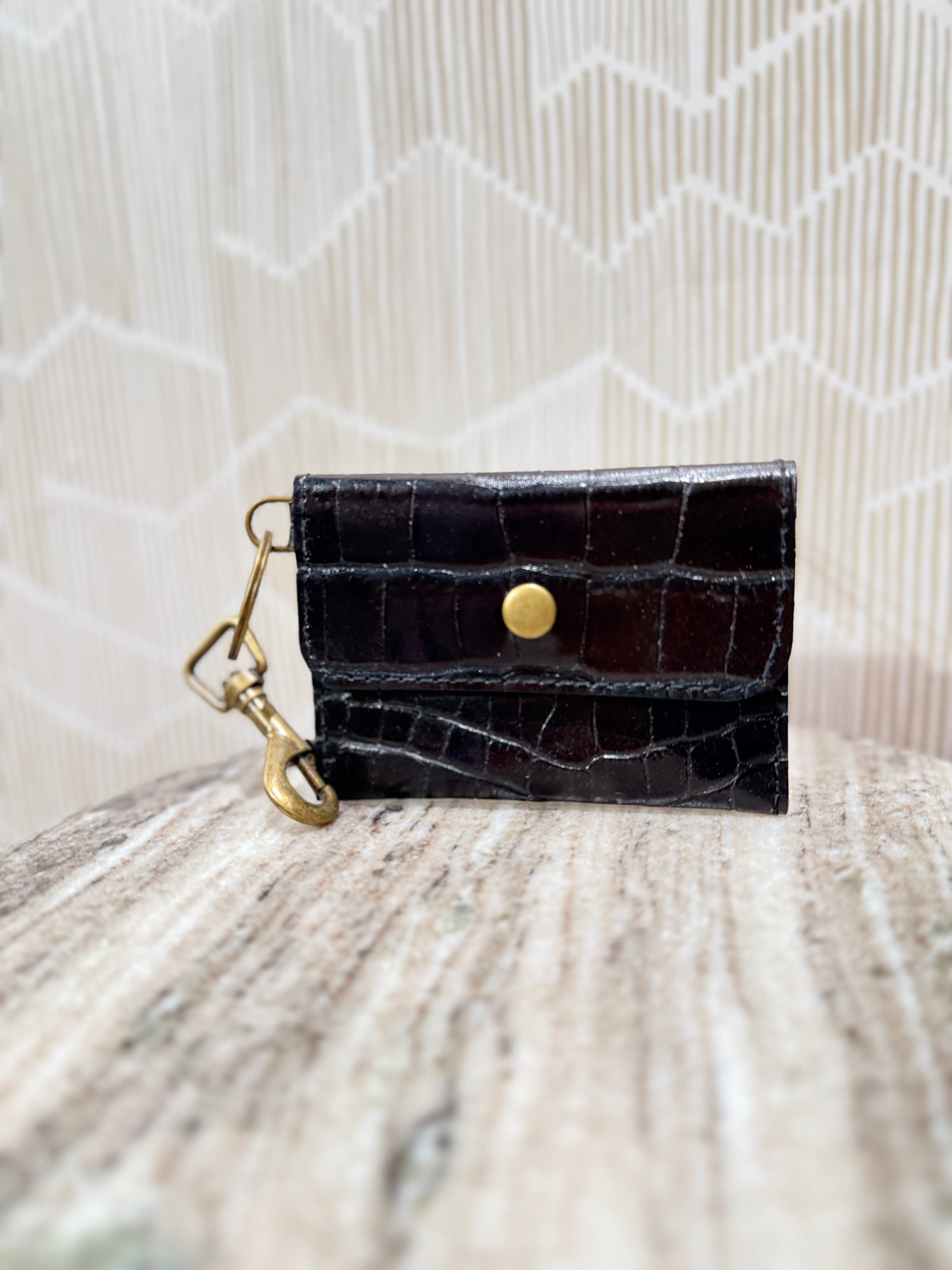 Kim White Coin Purse Key Chain - Black Croc Accessories - Sloane Boutique
