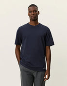 Les Deux Ben Artist T-Shirt - Dark Navy Blue Men's Tops - Sloane Boutique
