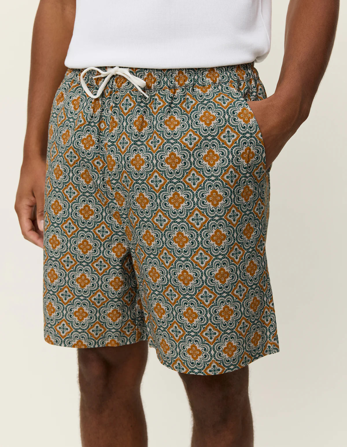 Les Deux Harry Arabesque Shorts - Sea Moss Green Men's Bottoms - Sloane Boutique