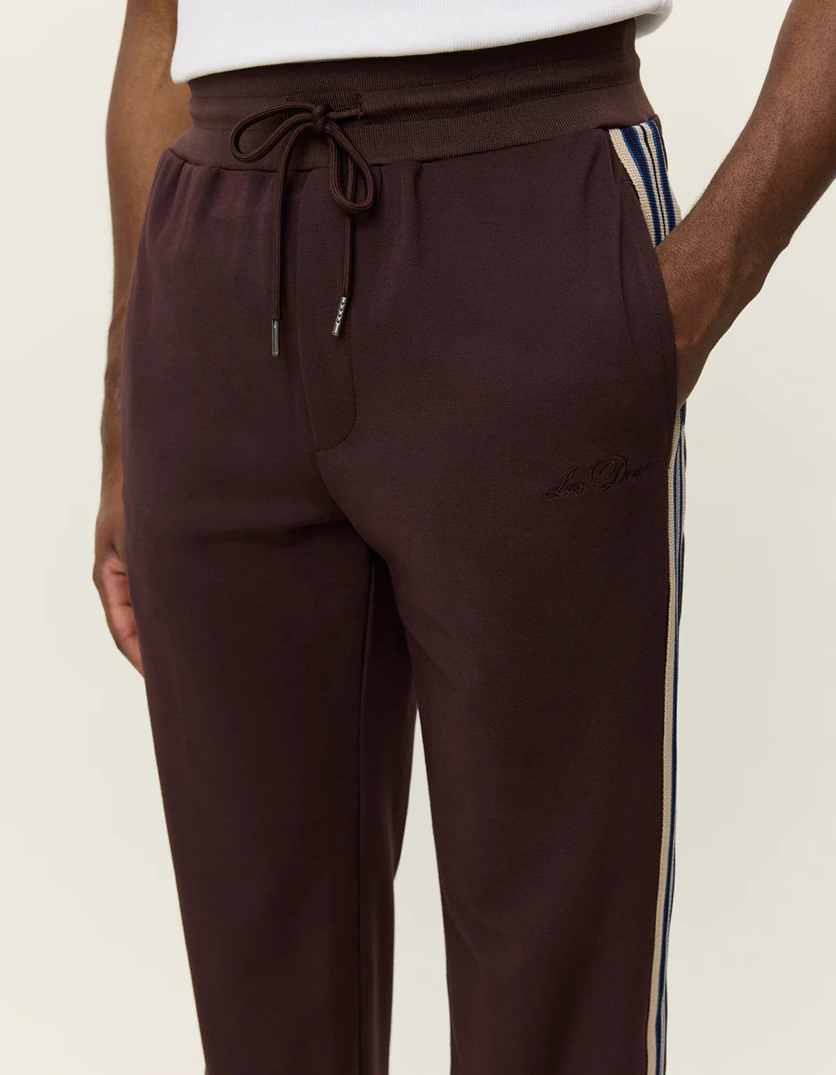 Les Deux Sterling Track Pants - Fudge Men's Bottoms - Sloane Boutique