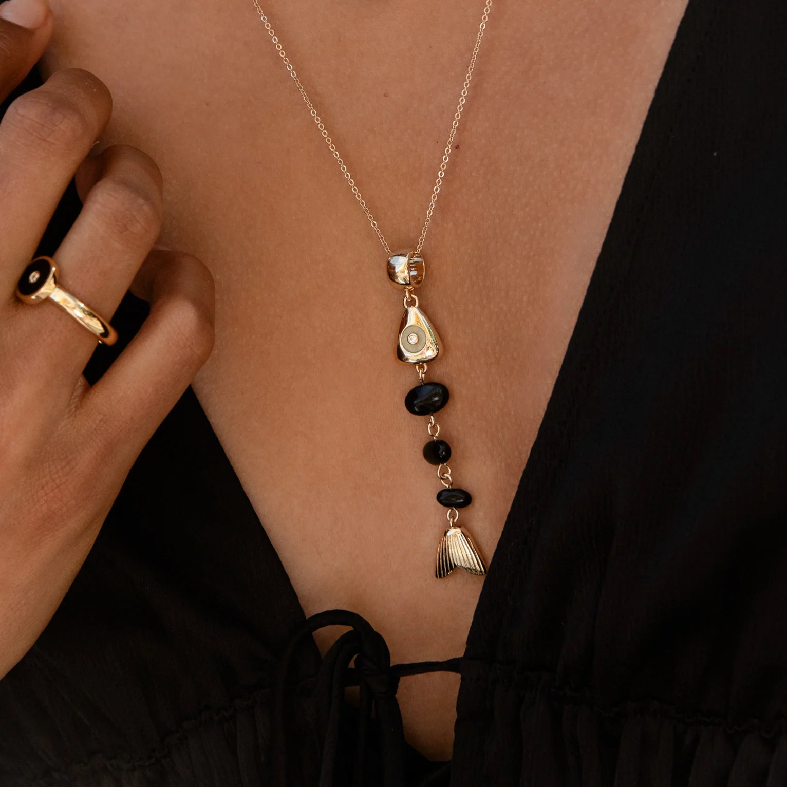 THATCH La Pez Fish Ball Charm - Onyx Jewelry - Sloane Boutique