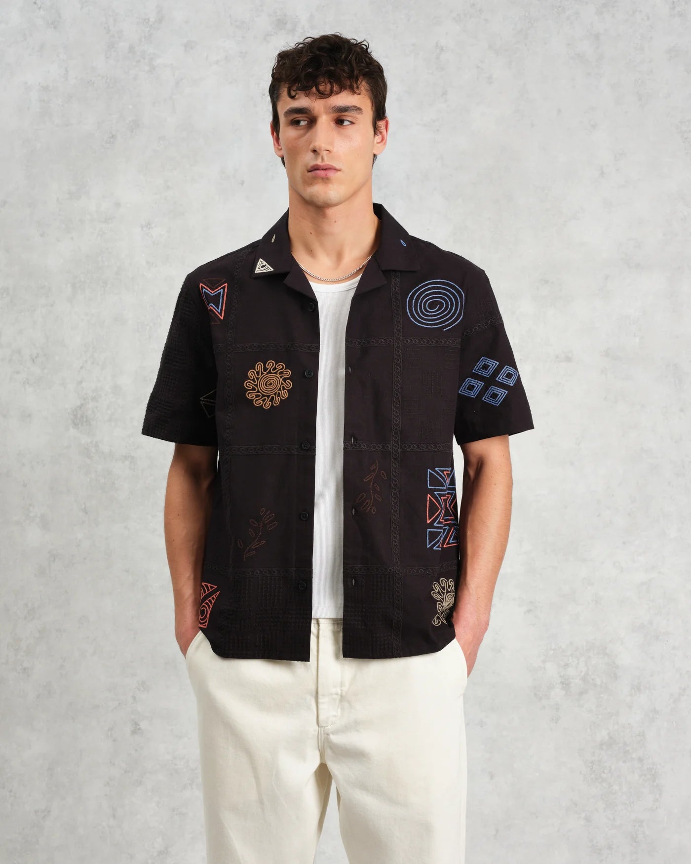 Wax London Didcot Short Sleeve Shirt - Navy Doodle Embroidery Men's Tops - Sloane Boutique